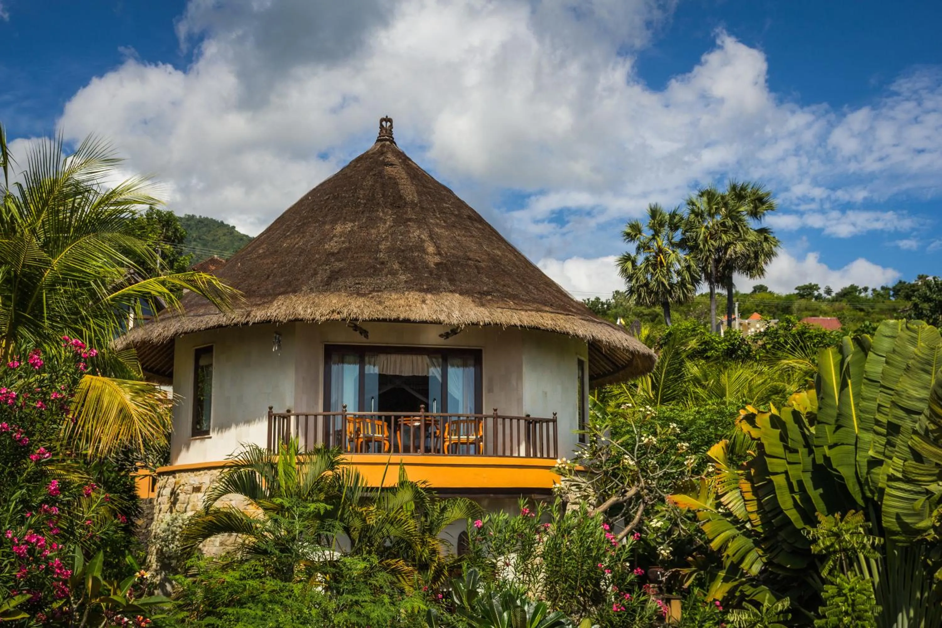 Photo of the whole room in Onlyou Villas