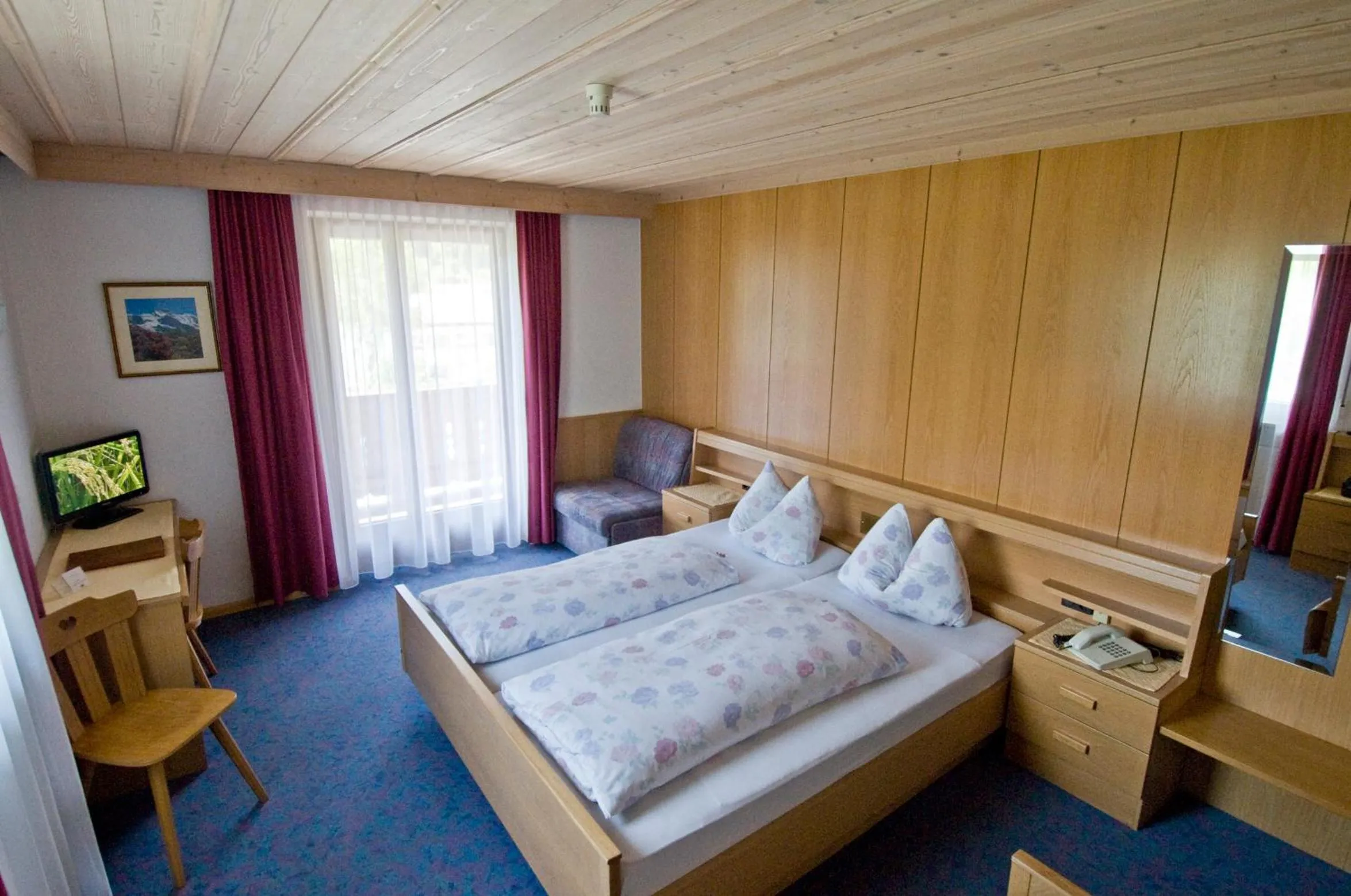 Bedroom, Bed in Naturhotel Haller