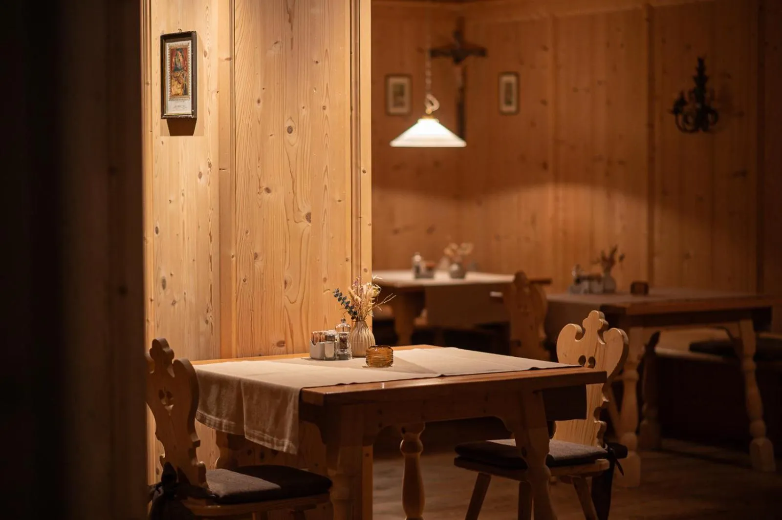 Restaurant/places to eat in Vitalpina Hotel Schulerhof