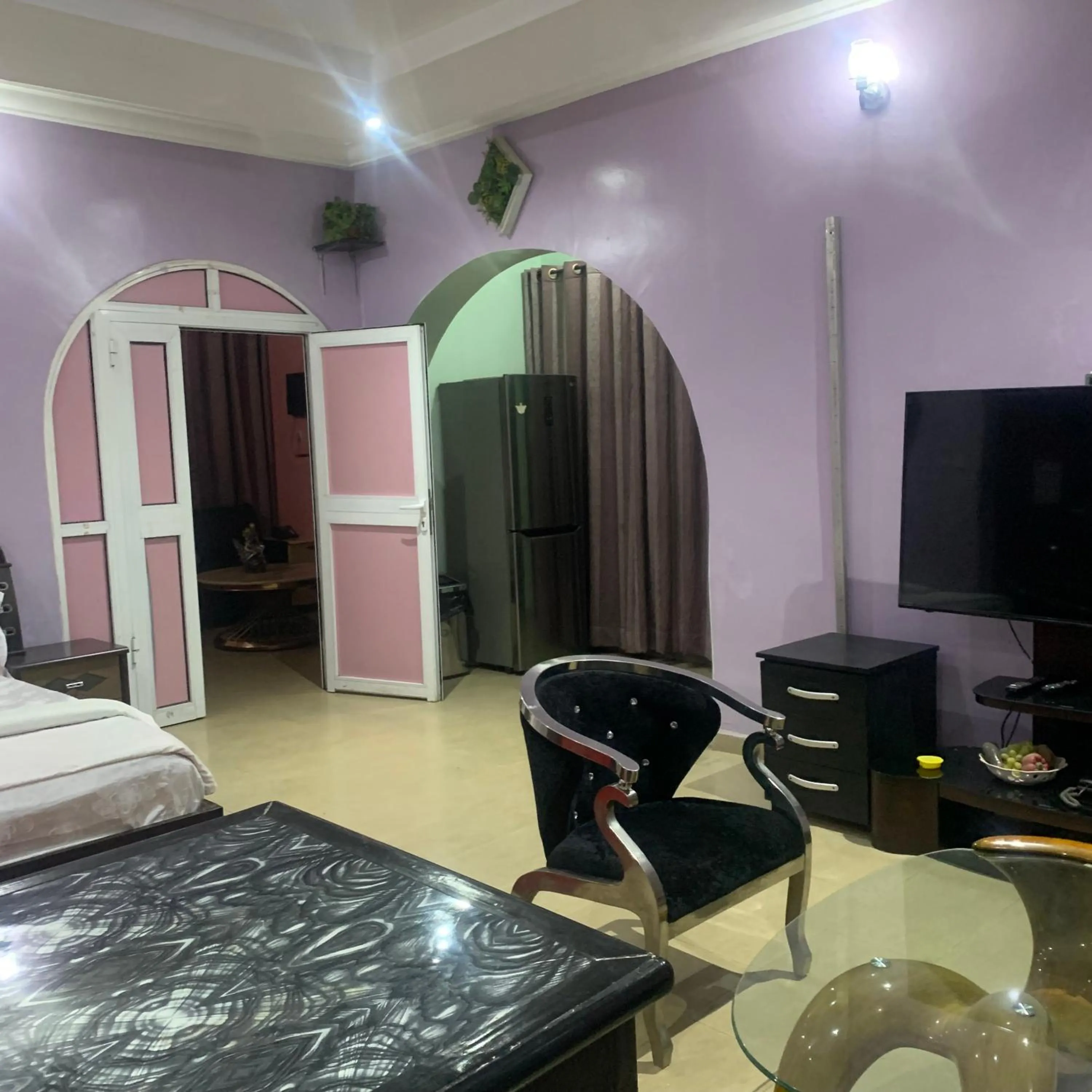 Bed in Health Plaza Abuja