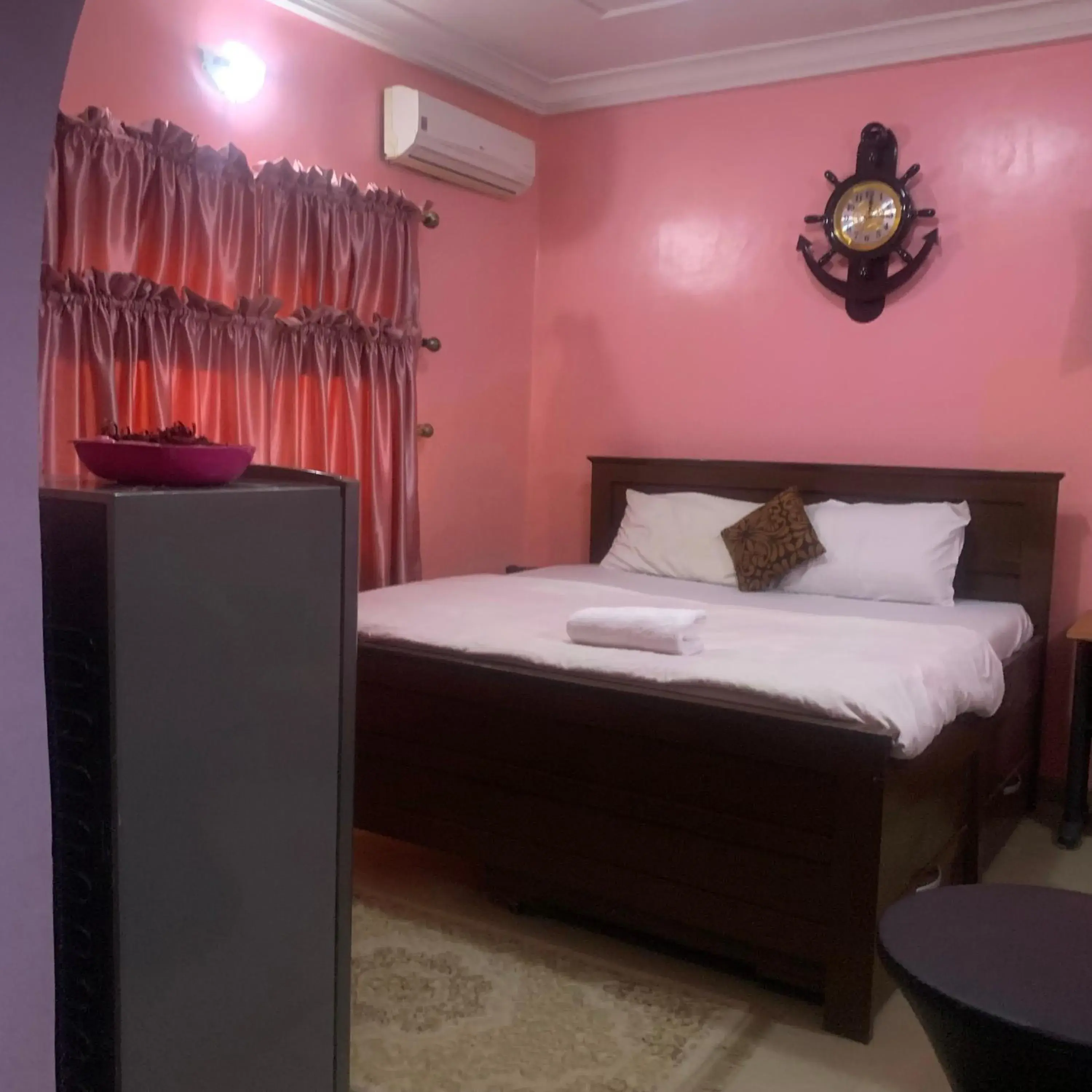 Queen Suite - single occupancy in Health Plaza Abuja Queen Suite - single occupancy in Health Plaza Abuja