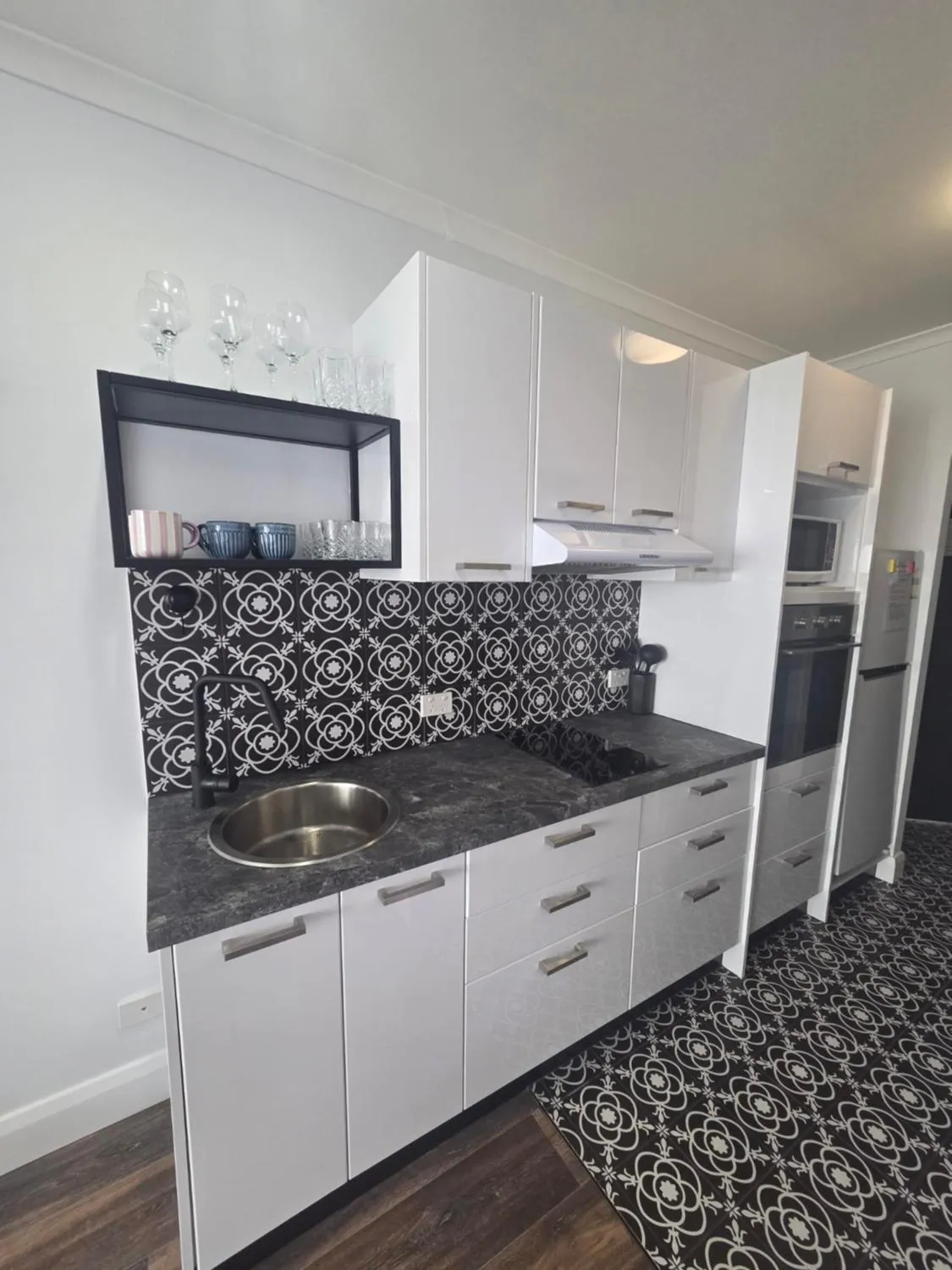 Villa Vaucluse Apartments