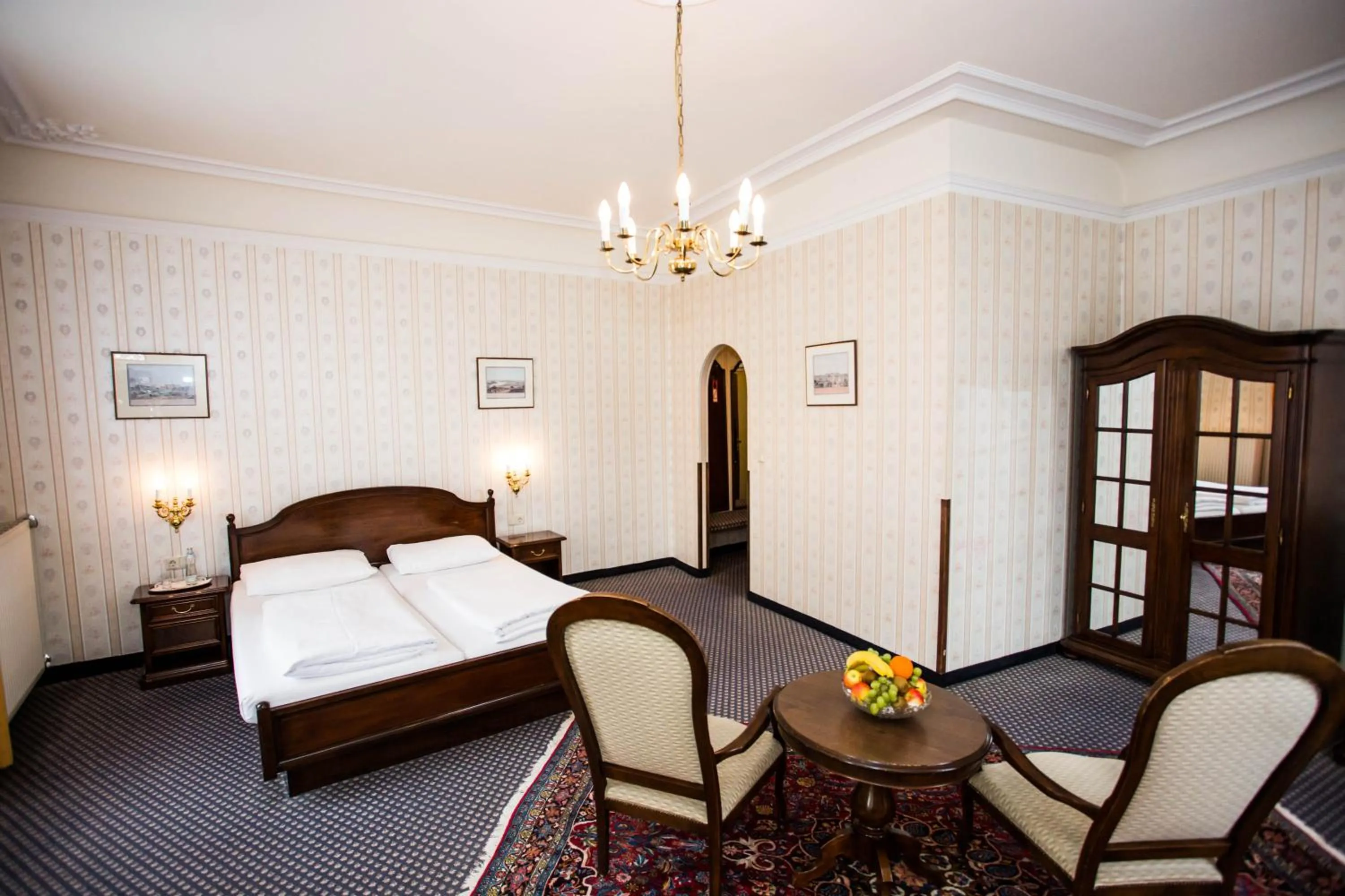 Photo of the whole room, Bed in Hotel Atlanta