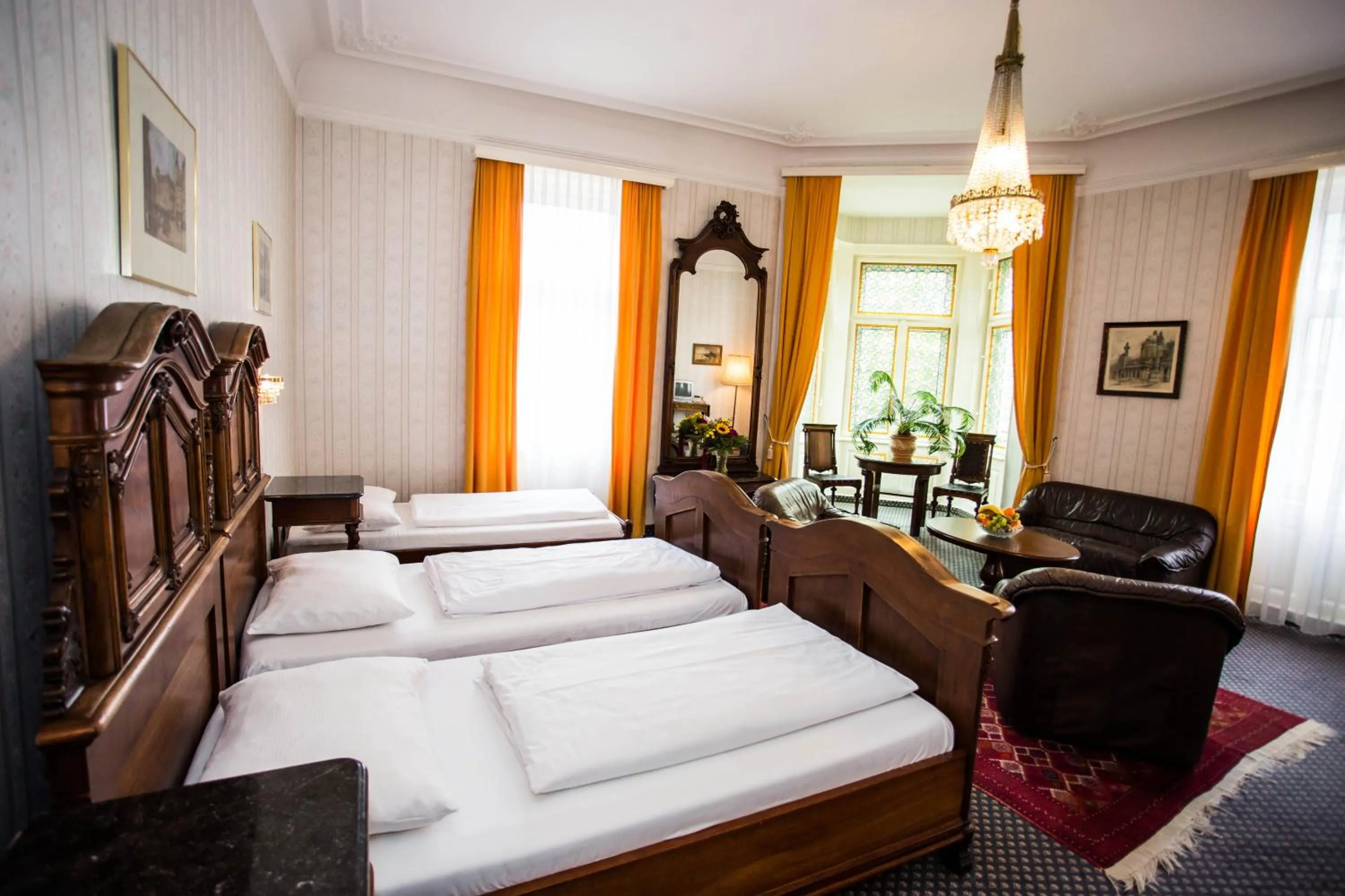 Photo of the whole room, Bed in Hotel Atlanta