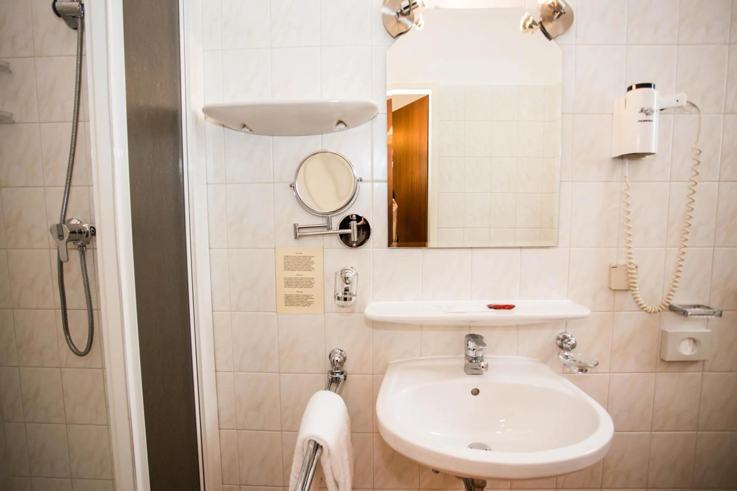 Bathroom in Hotel Atlanta