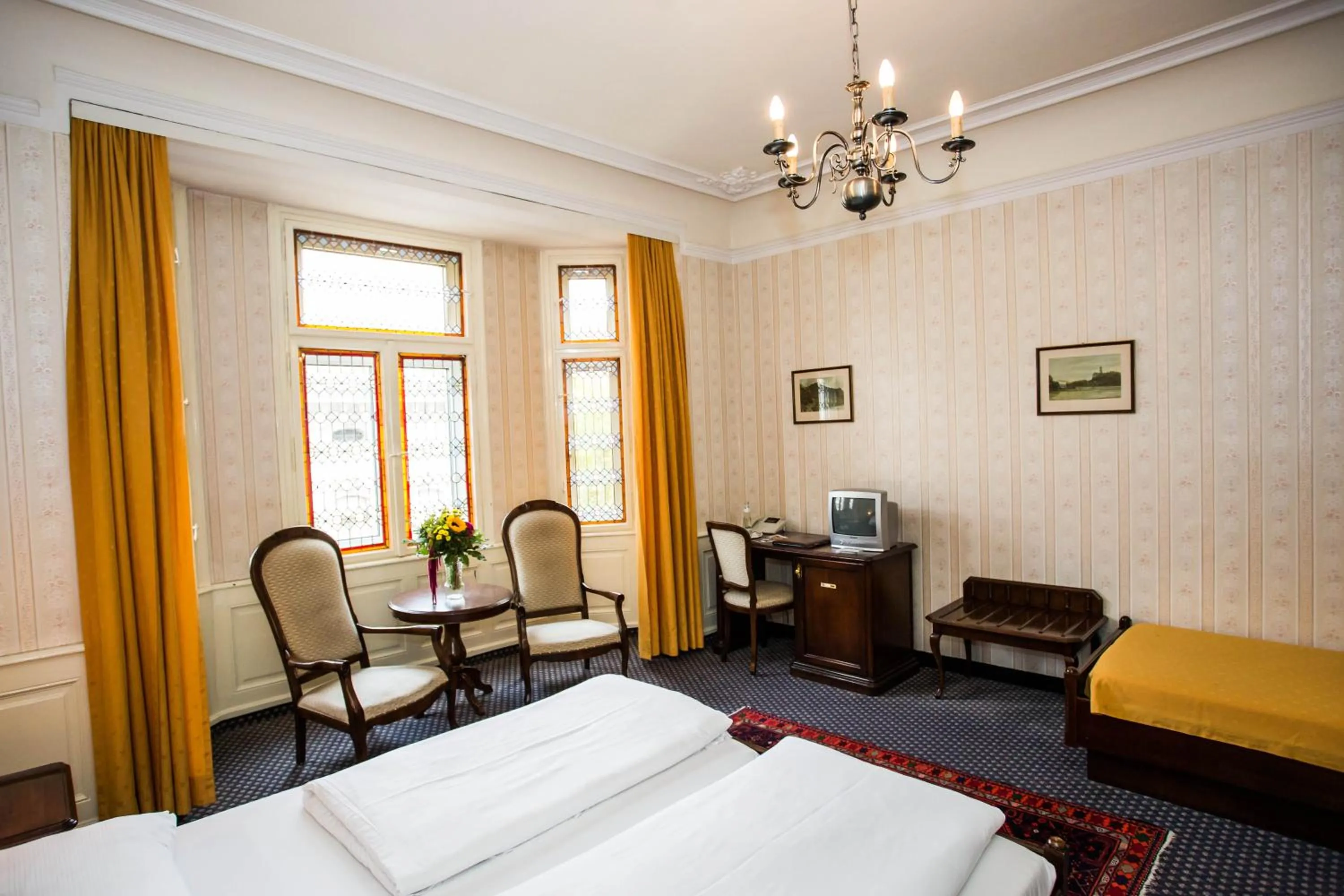 Photo of the whole room, Bed in Hotel Atlanta