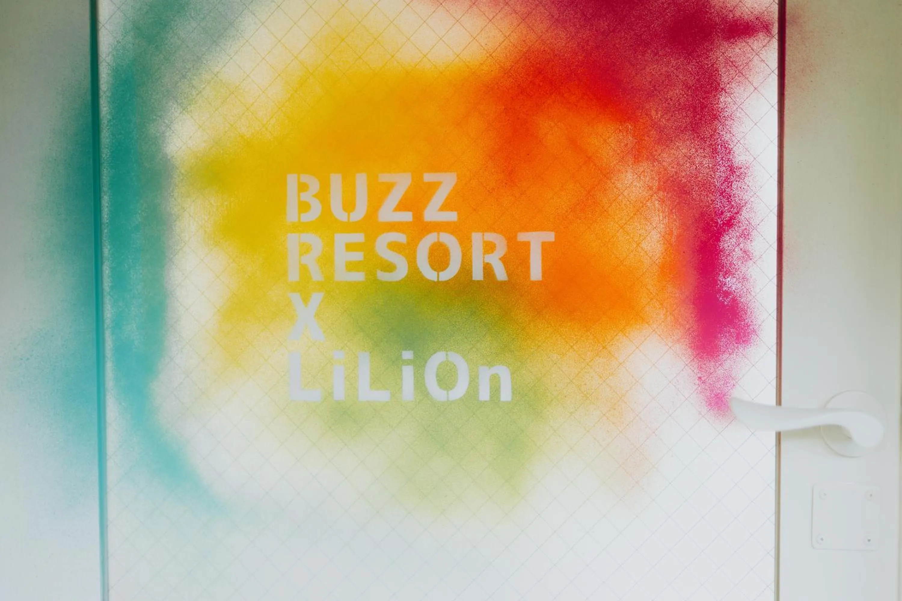 Buzz Resort