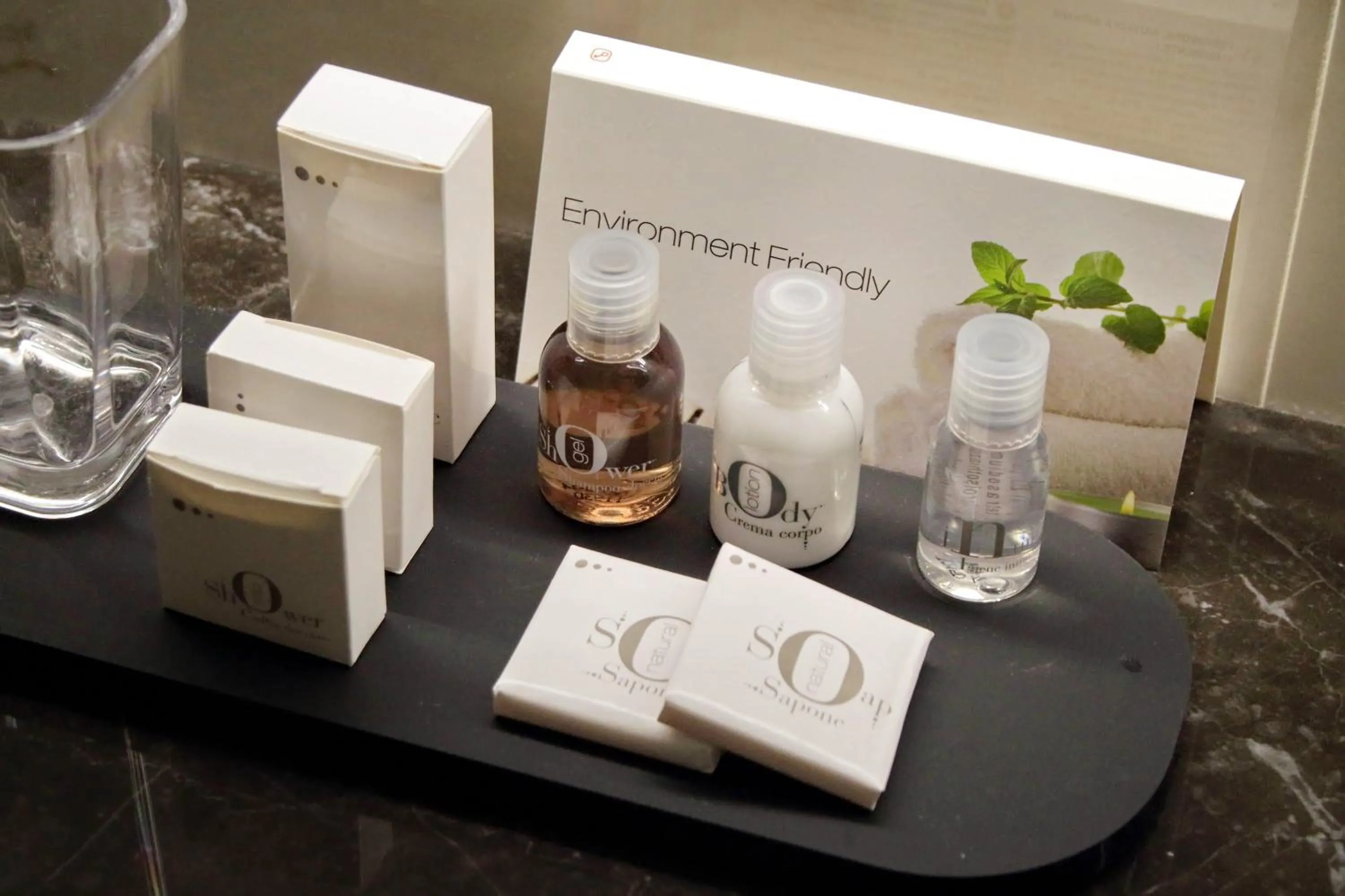 Bathroom in BQ House Colosseo Luxury Rooms