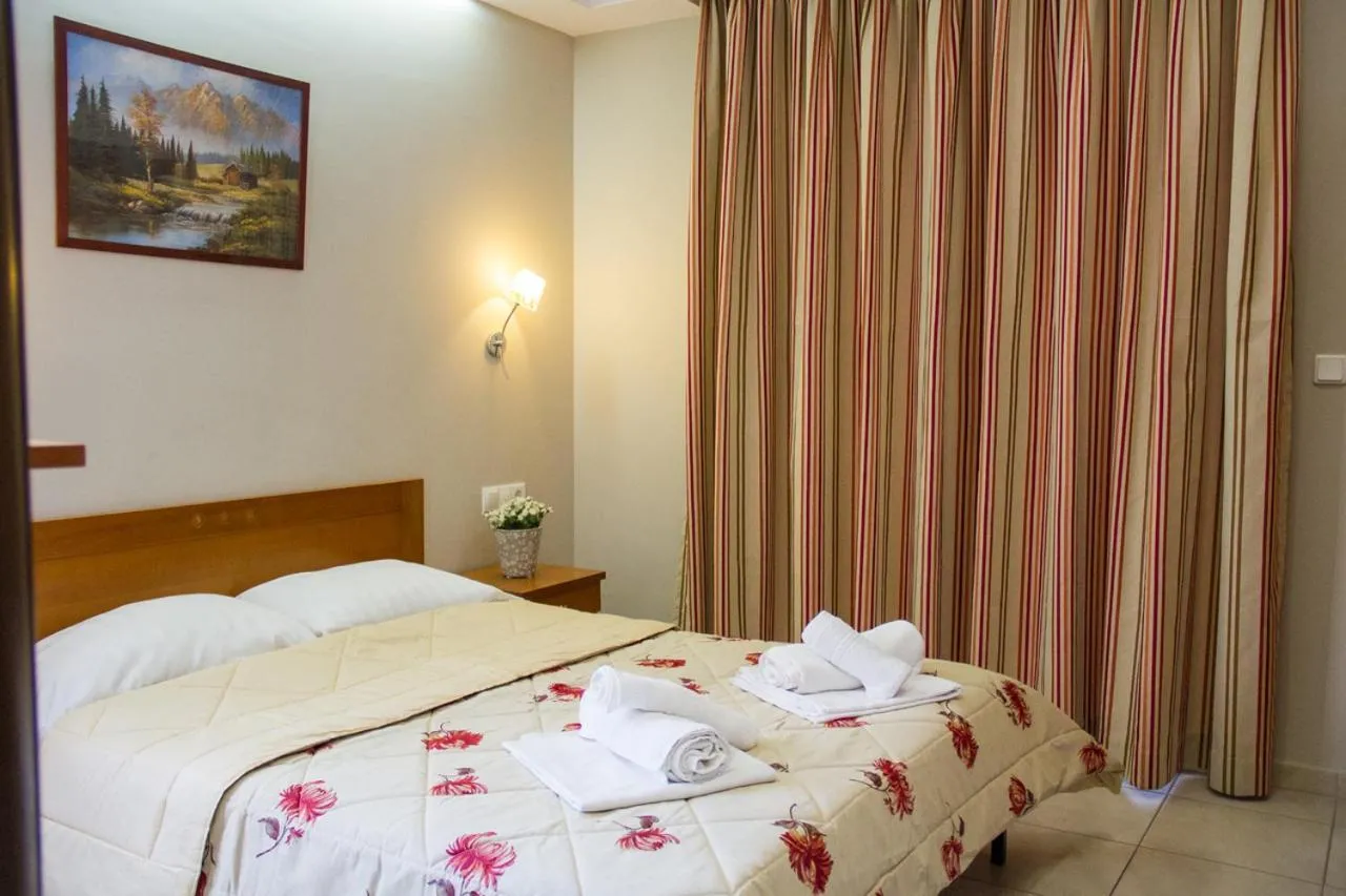 Bedroom, Bed in Hotel Rodon