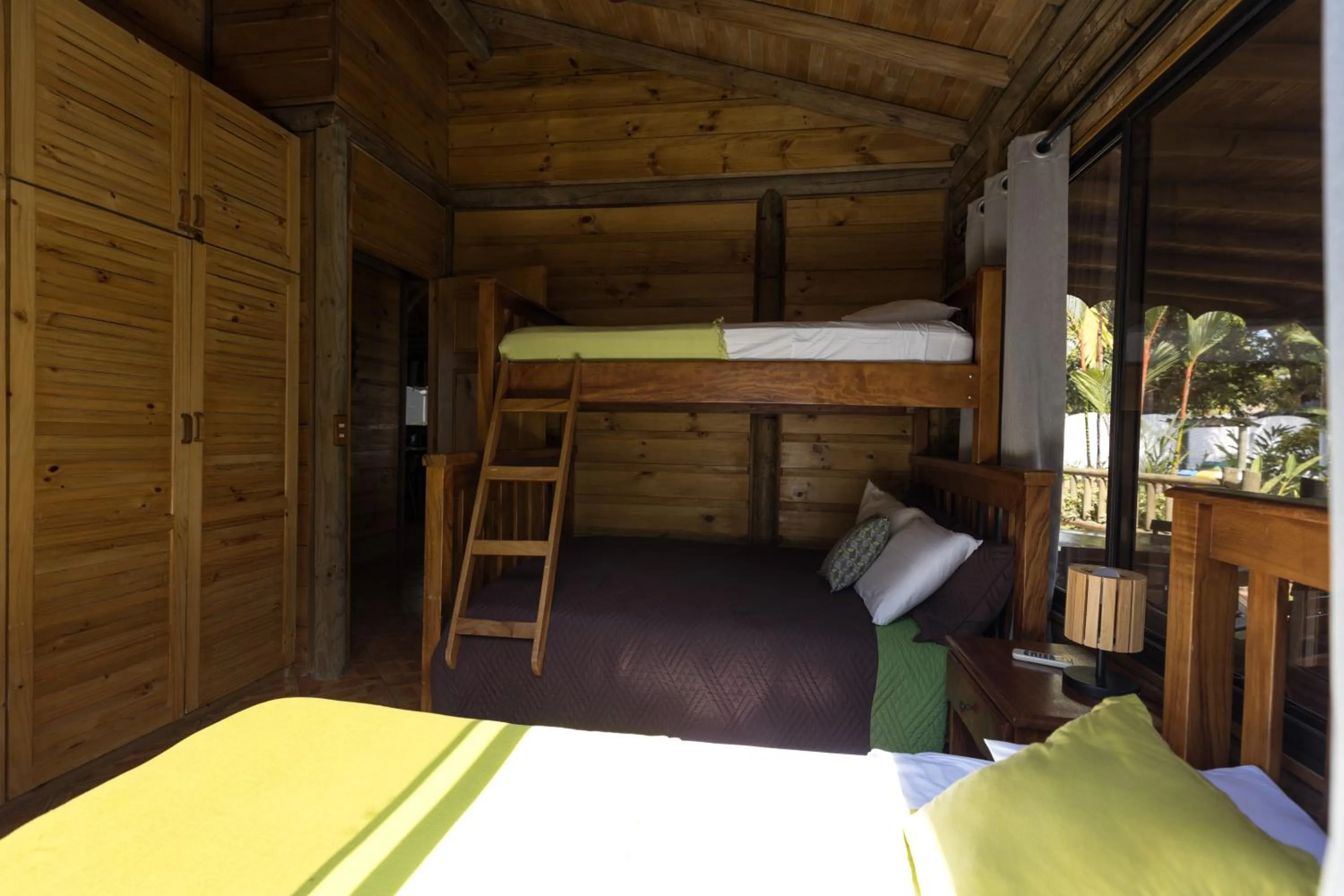 bunk bed, Bed in Bungalows Ballena