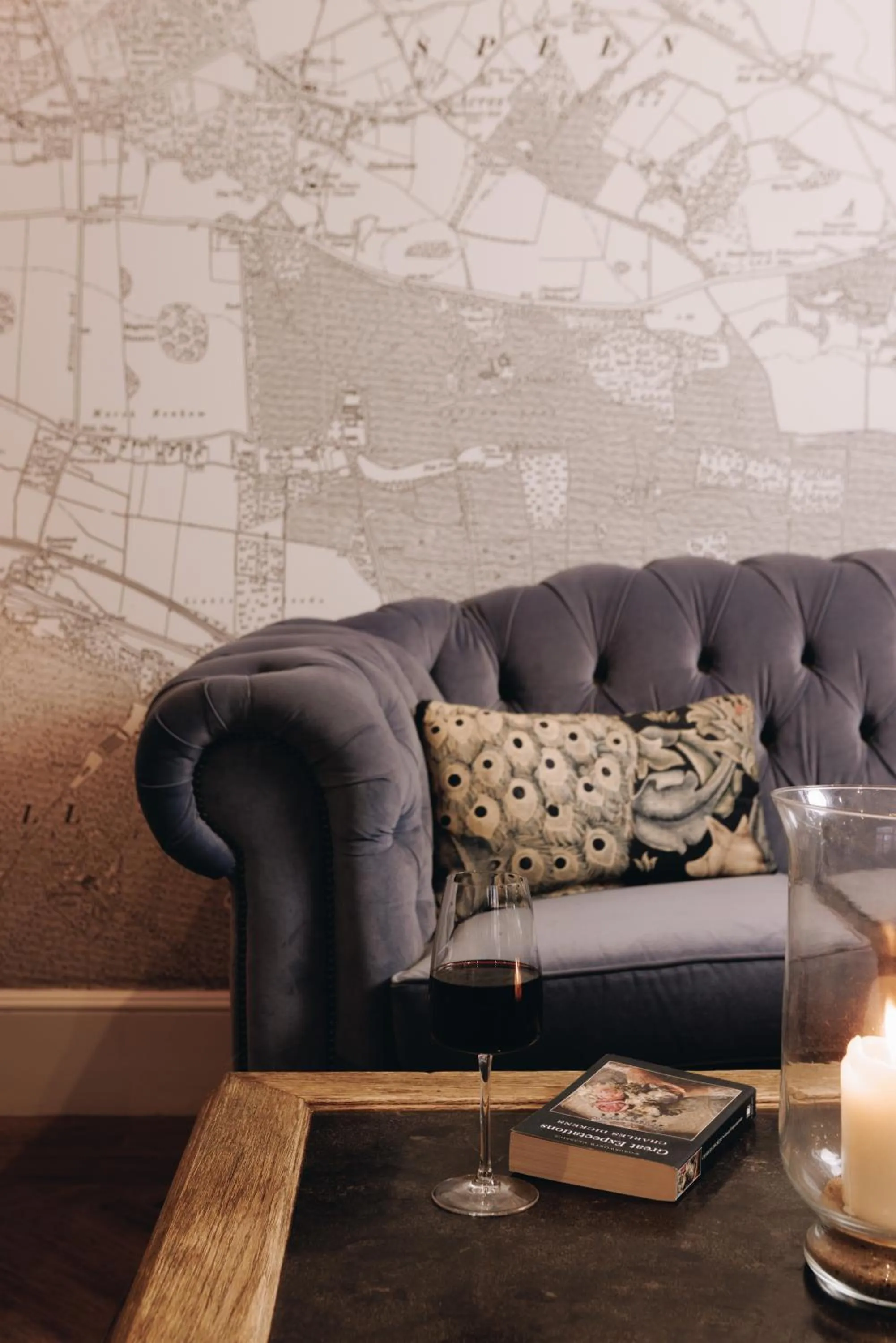 Lounge or bar in Donnington Grove Hotel & Golf Club