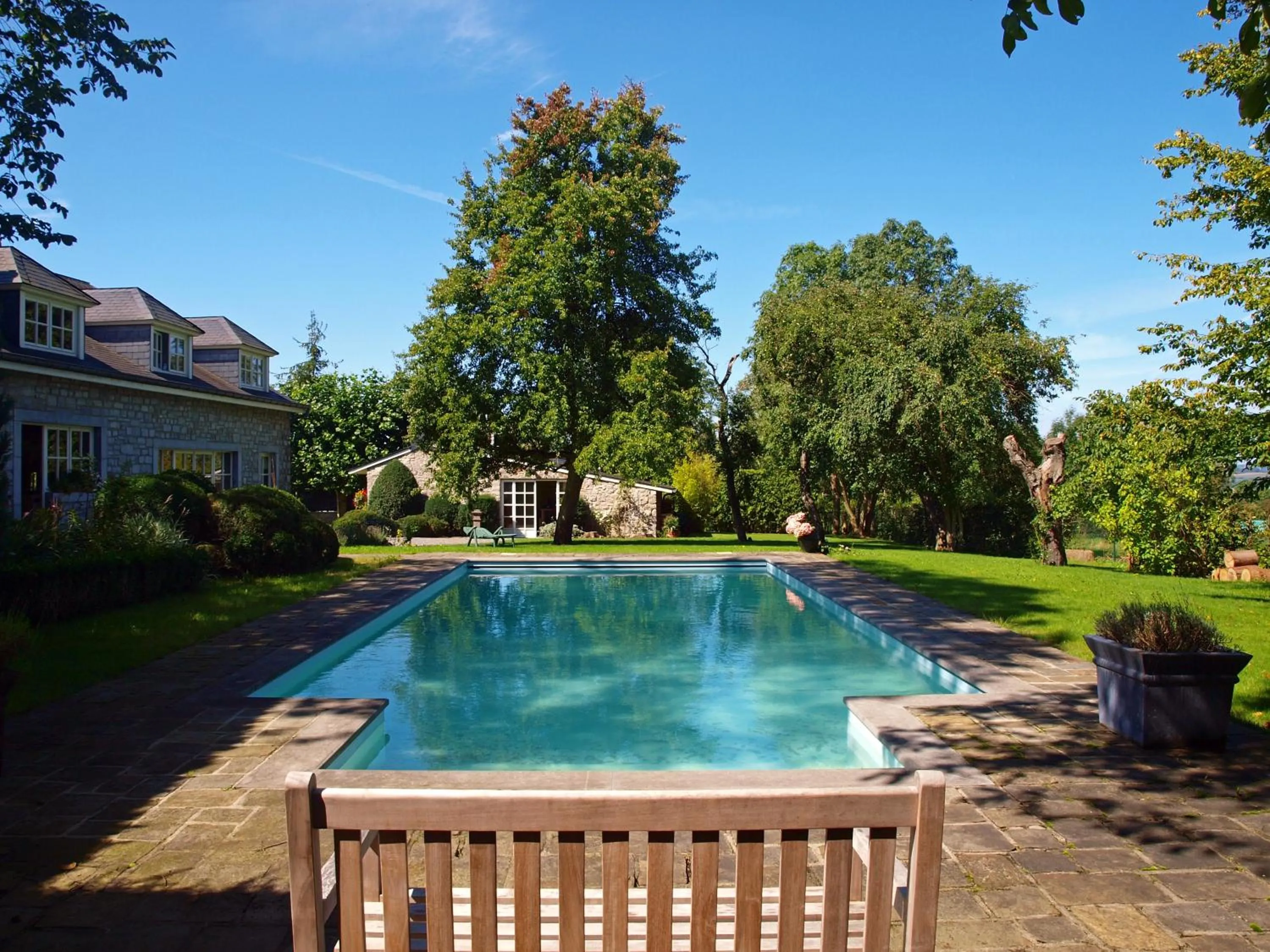 Swimming pool in B&B La Buissonniere