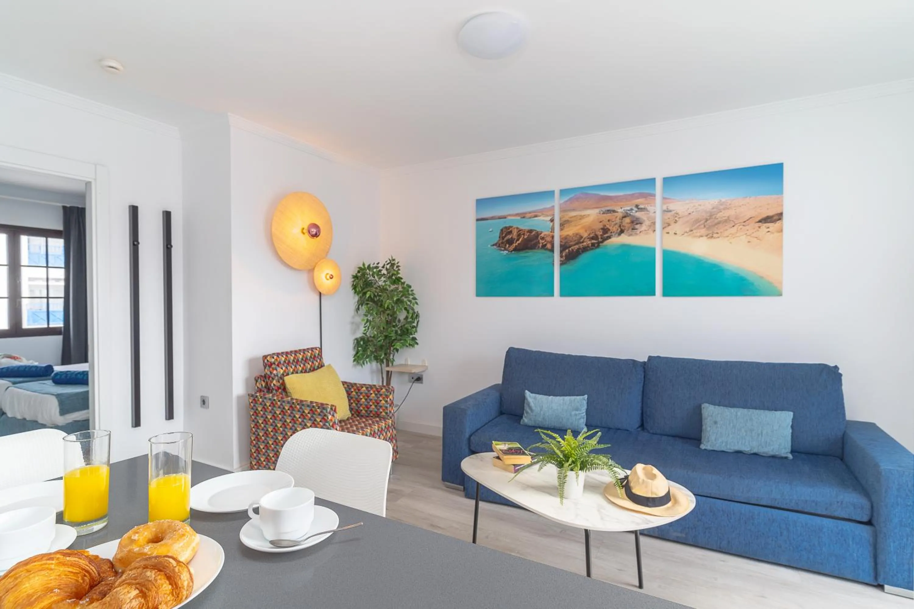 Living room in Rosamar Apartamentos