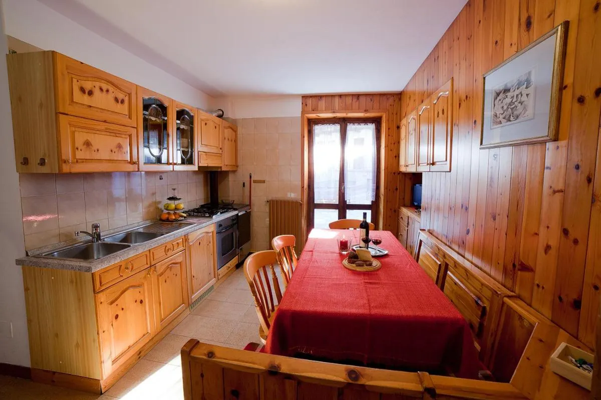 Kitchen or kitchenette in Chalet Bucaneve