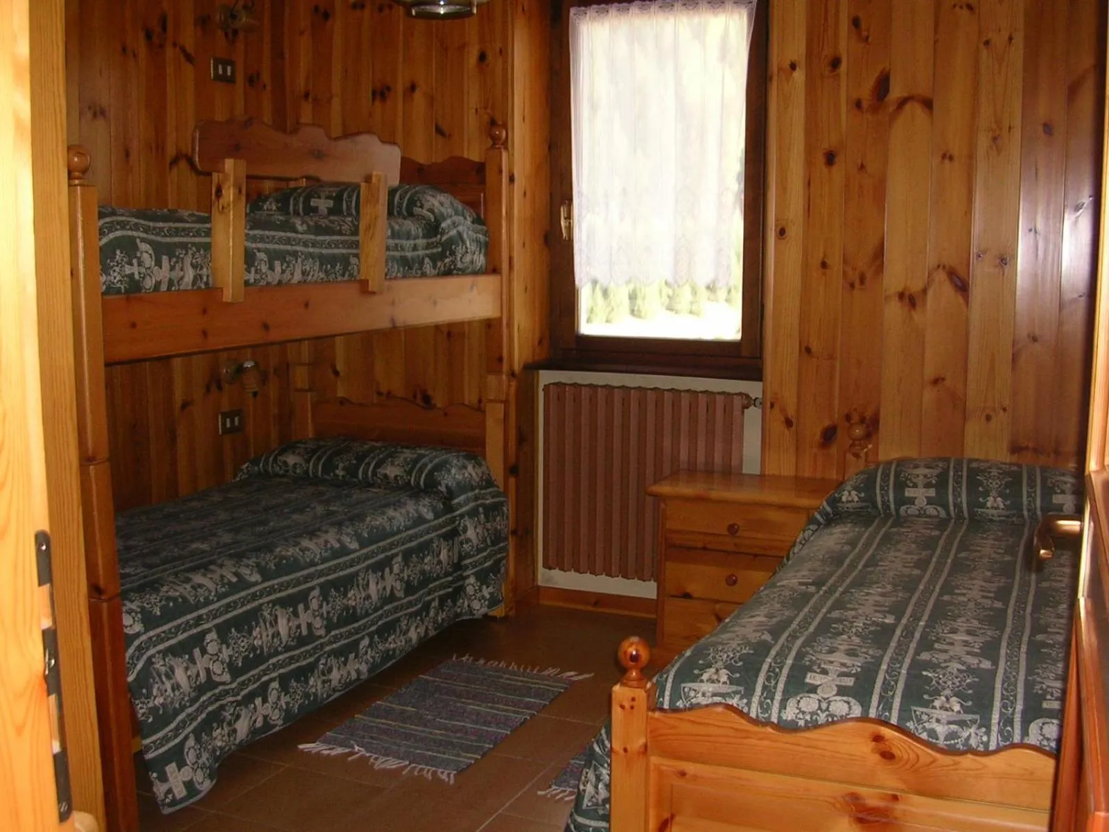 Bed in Chalet Bucaneve