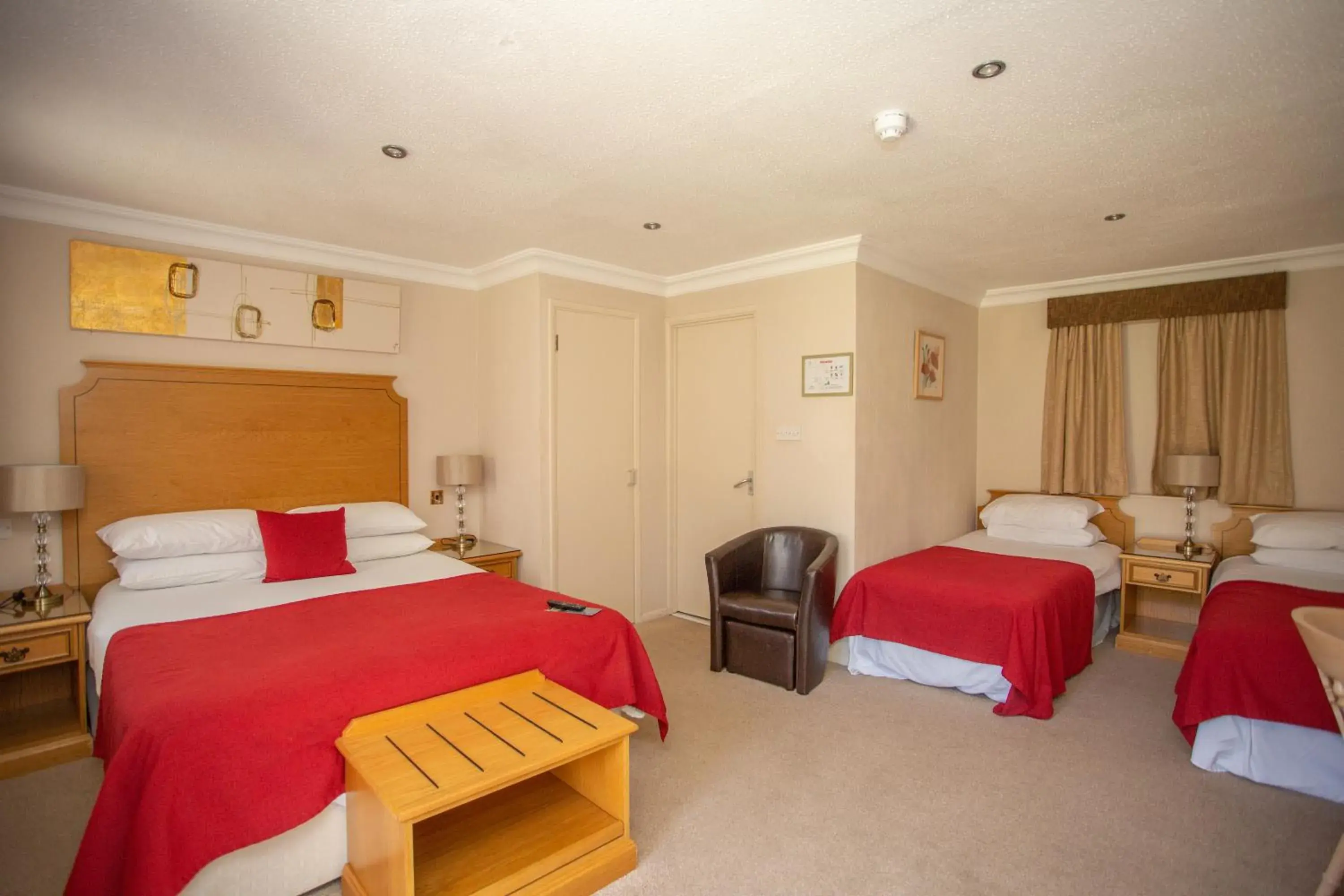 Garden Family Room in Links Country Park Hotel Garden Family Room in Links Country Park Hotel