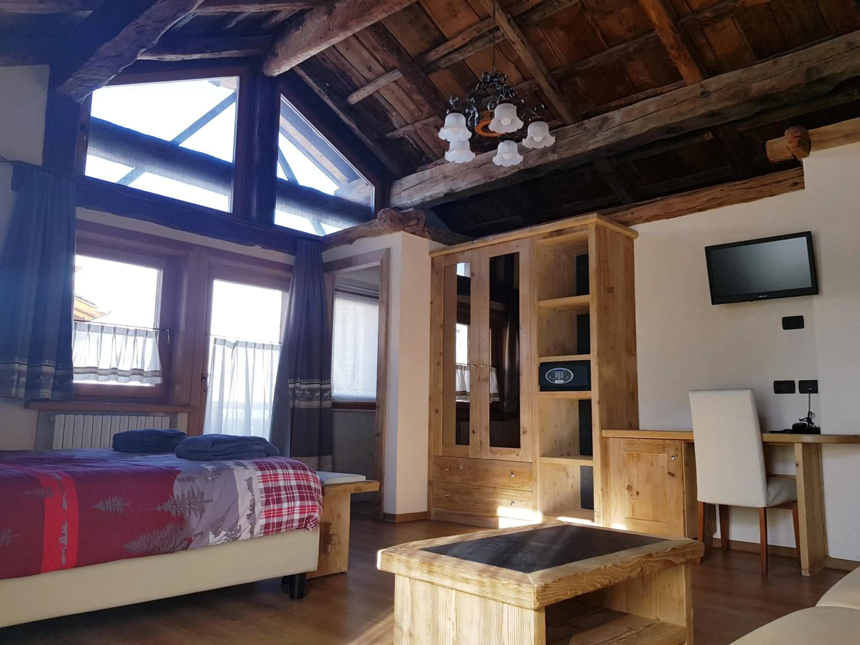 Bed in La Grolla Rooms & Apartments