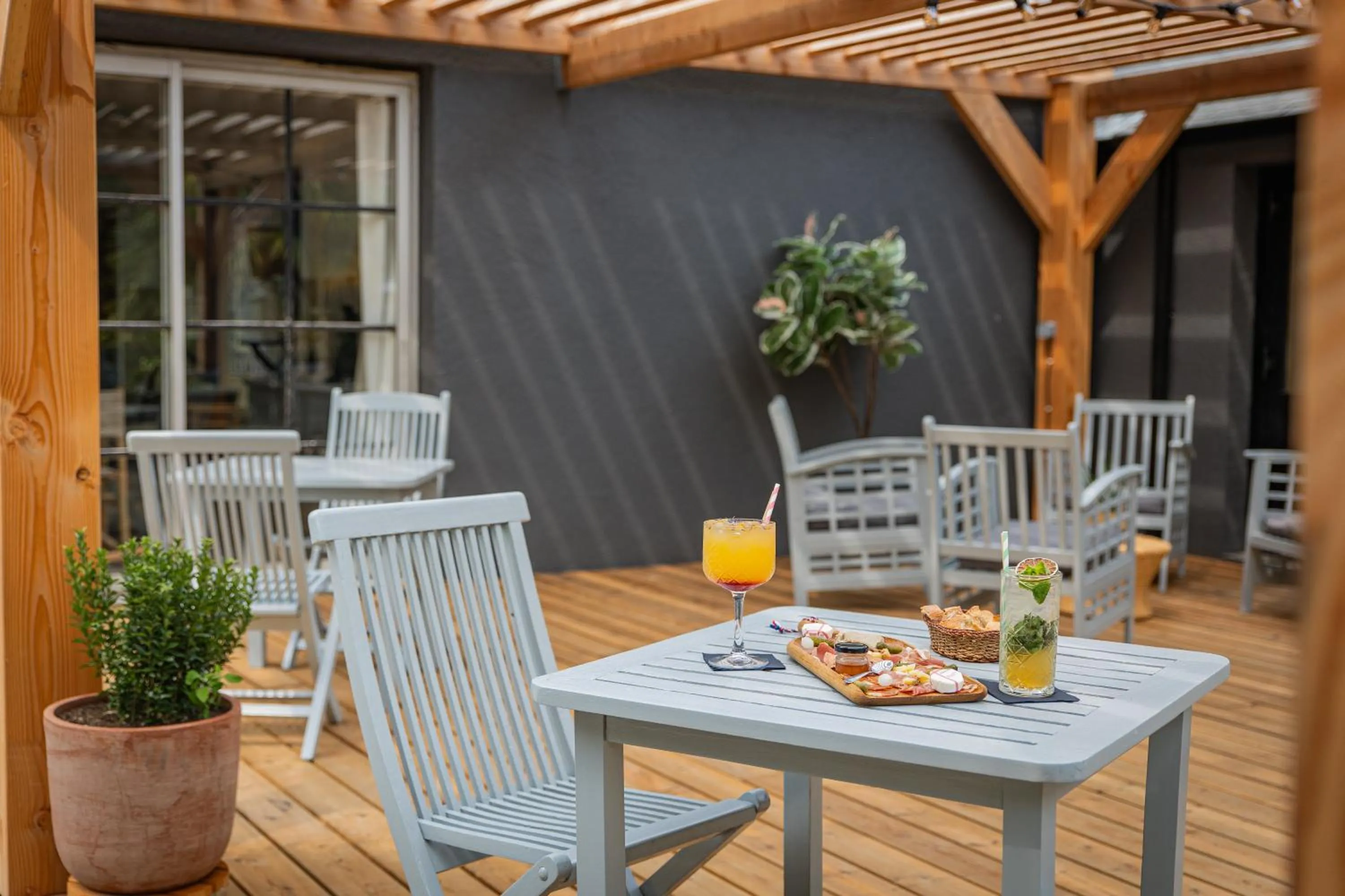 Garden in Hotel de Charme Le Sud Bretagne