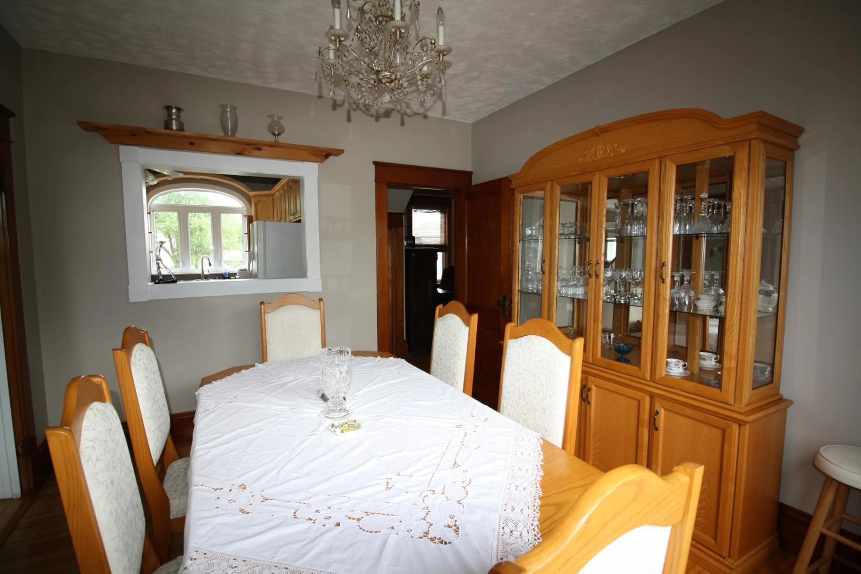 Dining area, Bed in The Coastal Country House in New Brunswick