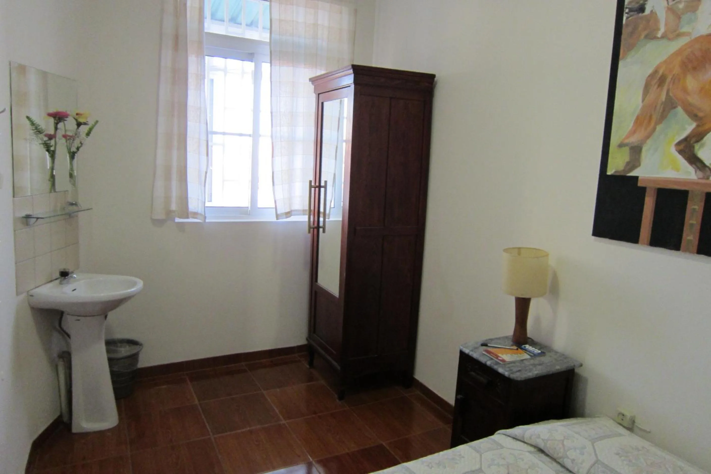 Photo of the whole room in Duas Nações Guest House