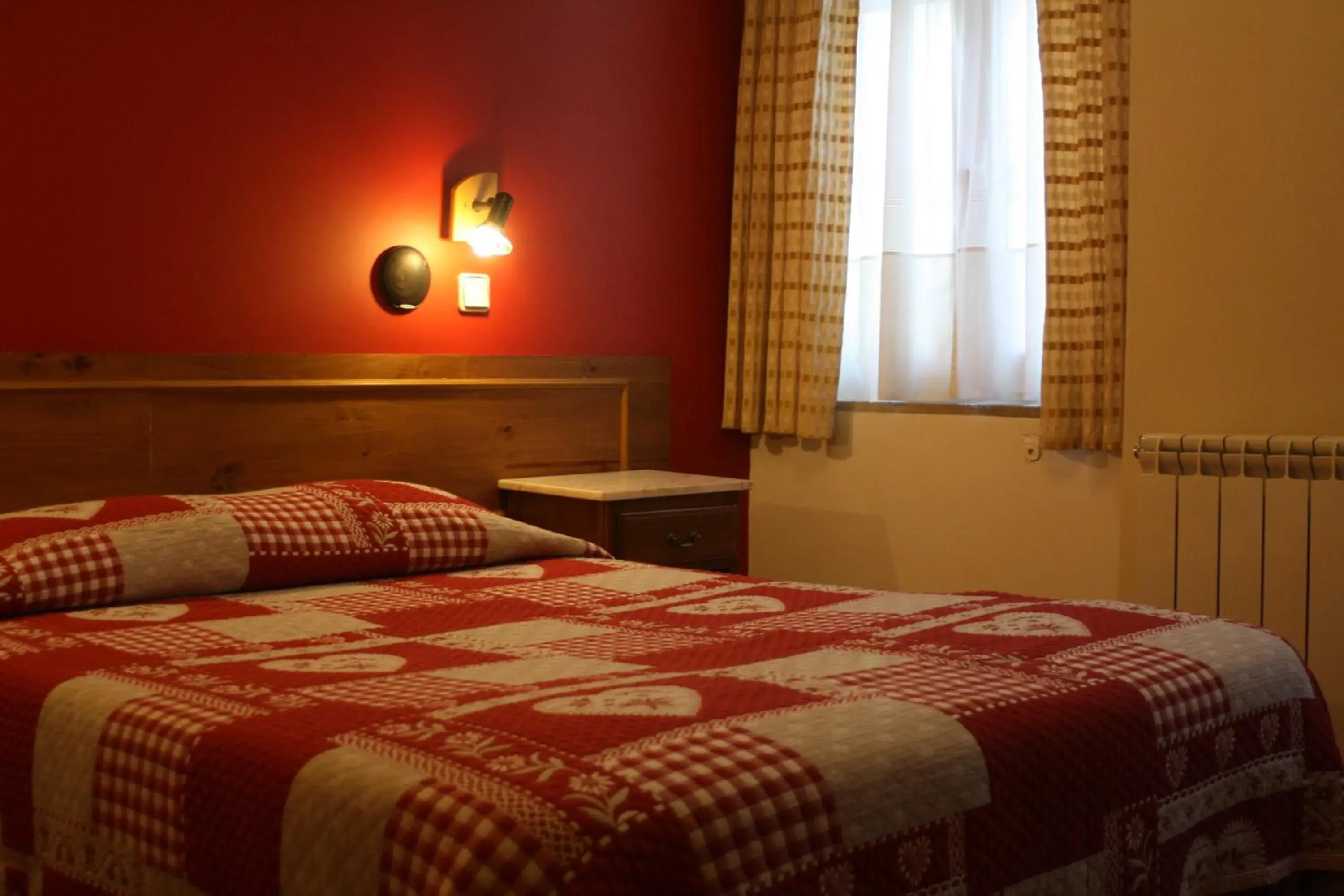 Double Room with Private Bathroom - single occupancy in Duas Nações Guest House Double Room with Private Bathroom - single occupancy in Duas Nações Guest House