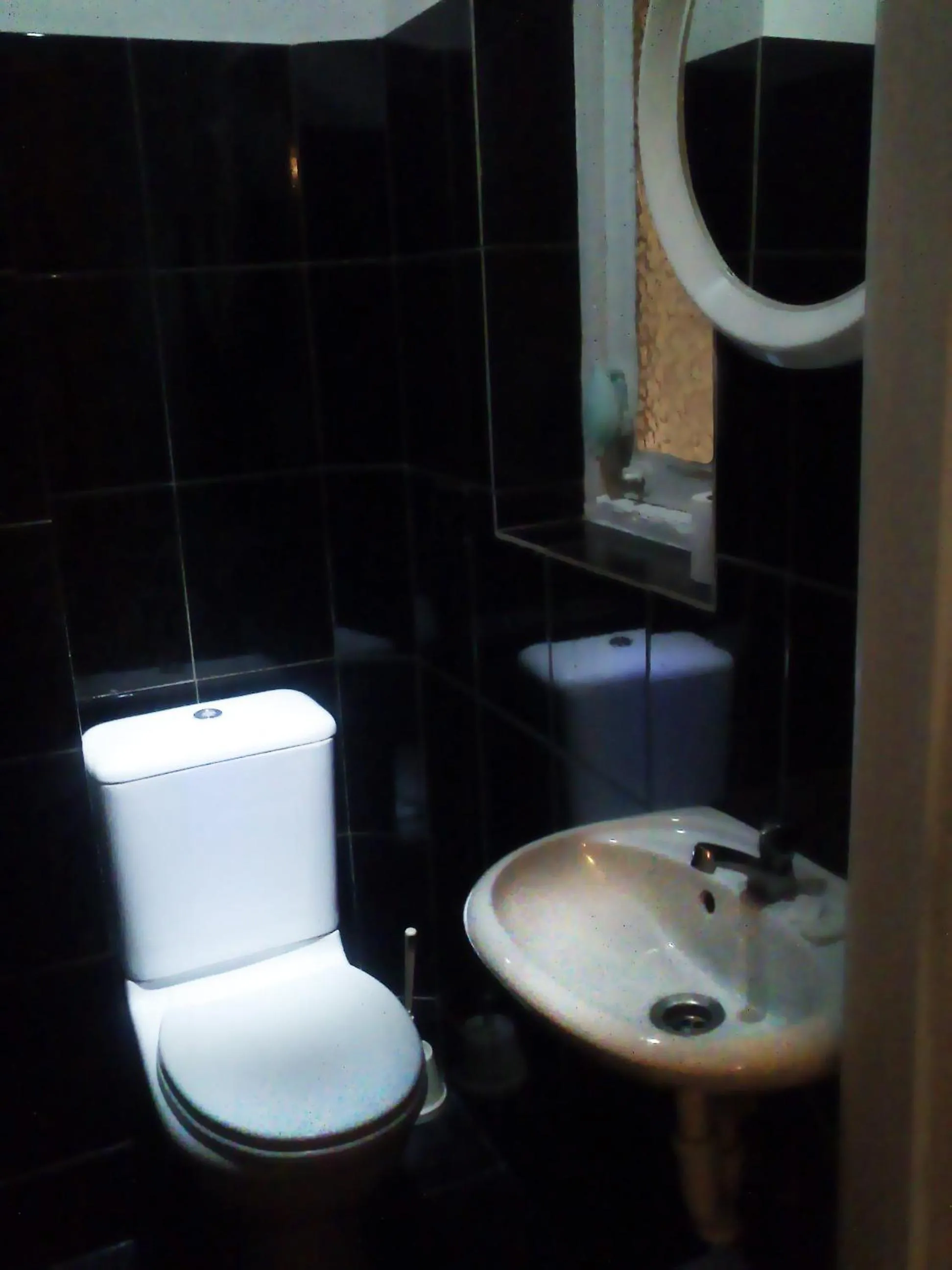 Bathroom in Duas Nações Guest House