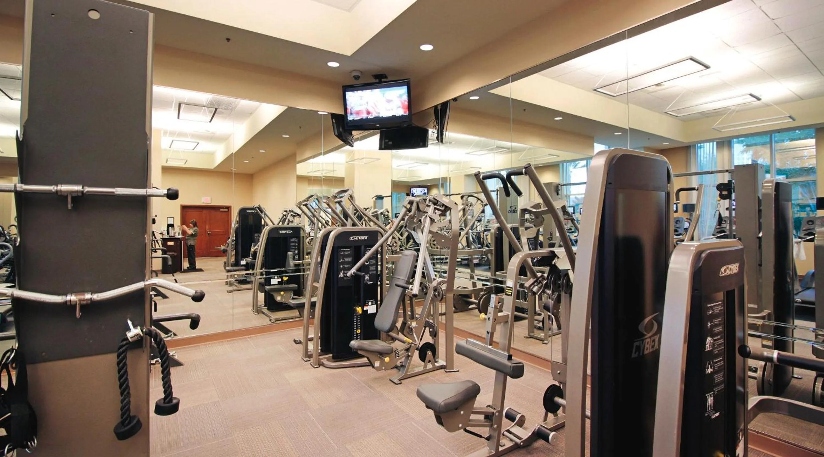 Fitness centre/facilities in StripViewSuites at Signature