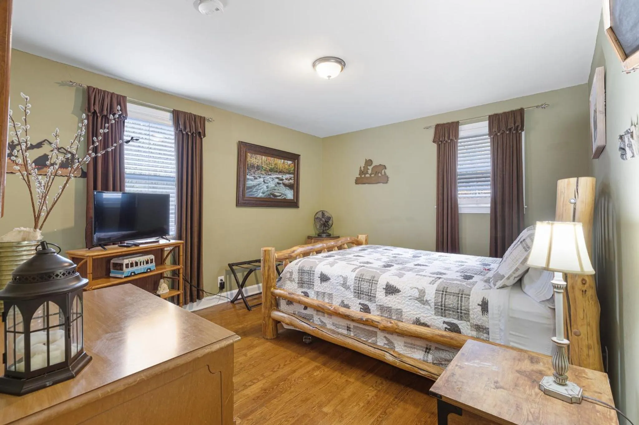 Bedroom, Bed in Brenda Lee History 4BR Retreat Pool Hot Tub