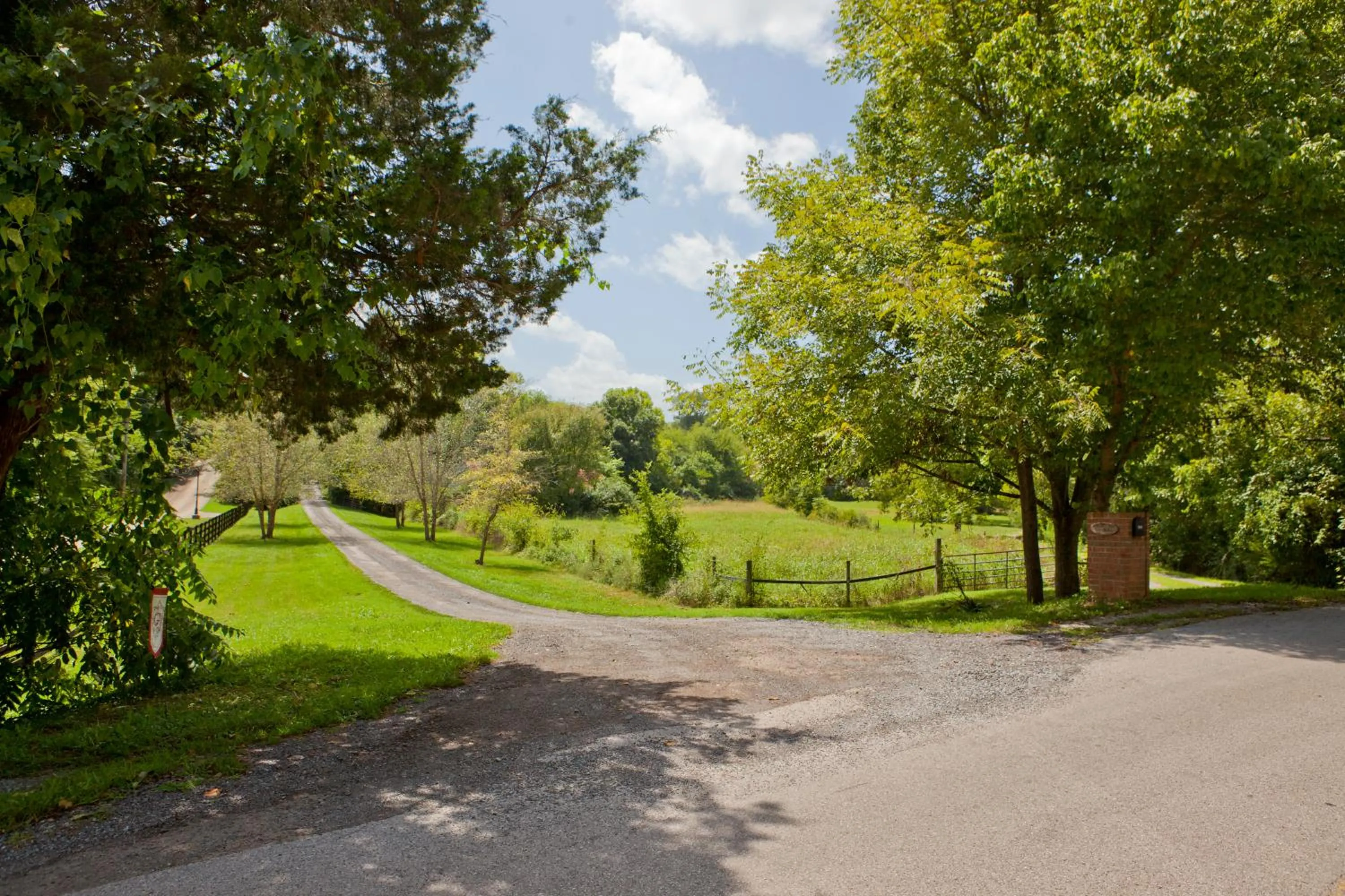 Facade/entrance in Brenda Lee History 4BR Retreat Pool Hot Tub