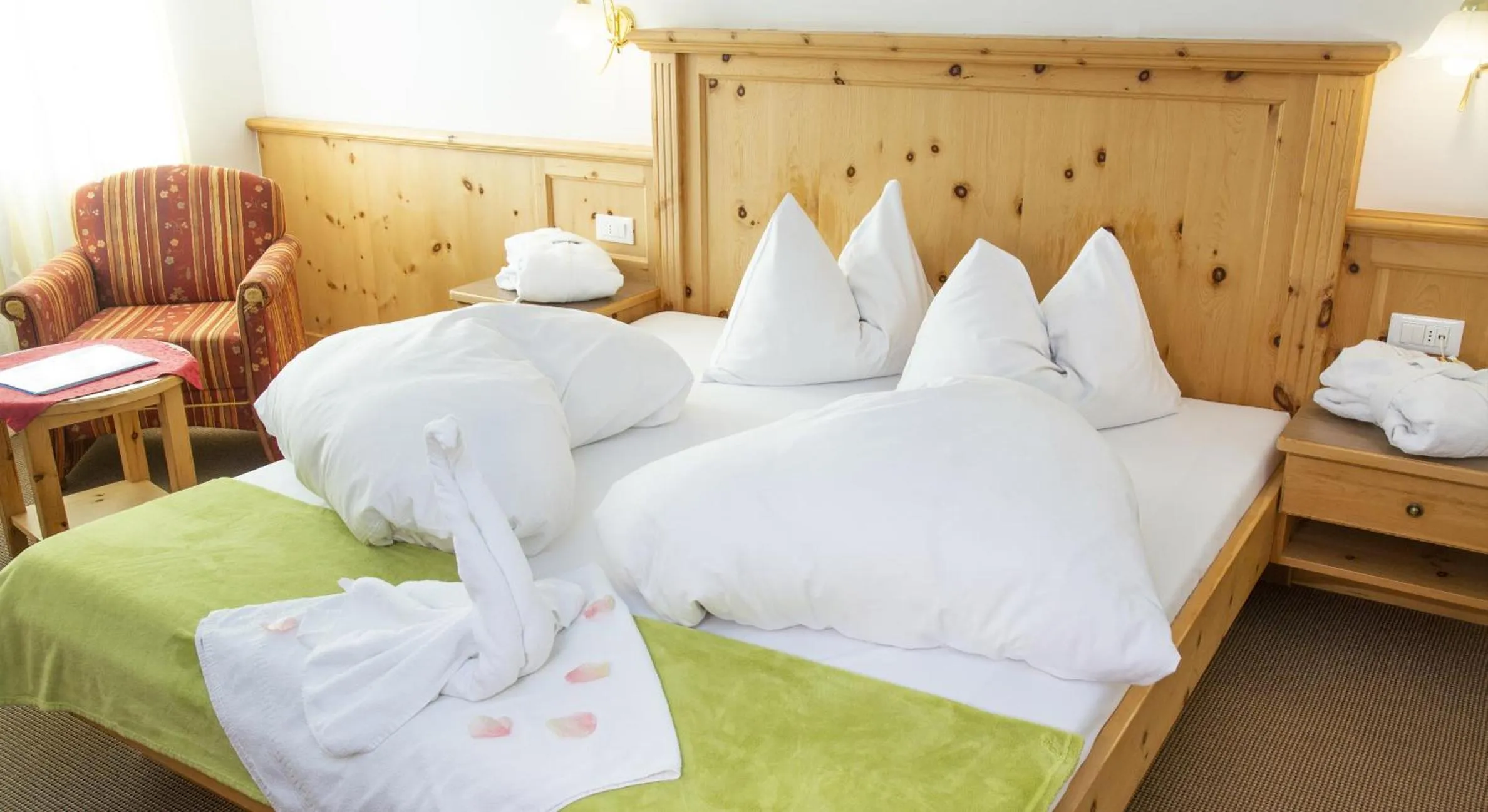 Photo of the whole room, Bed in Hotel Vernagt