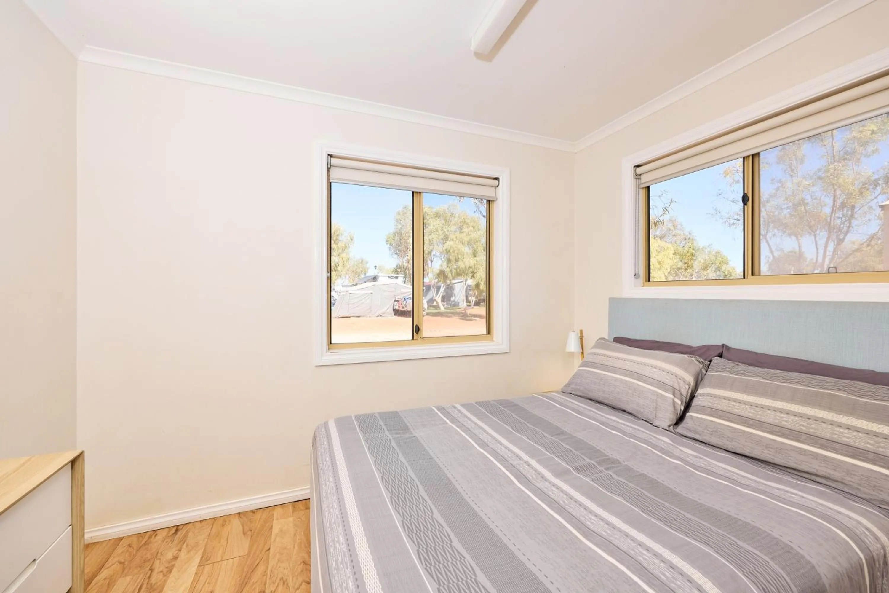 Bedroom, Bed in RAC Exmouth Cape Holiday Park