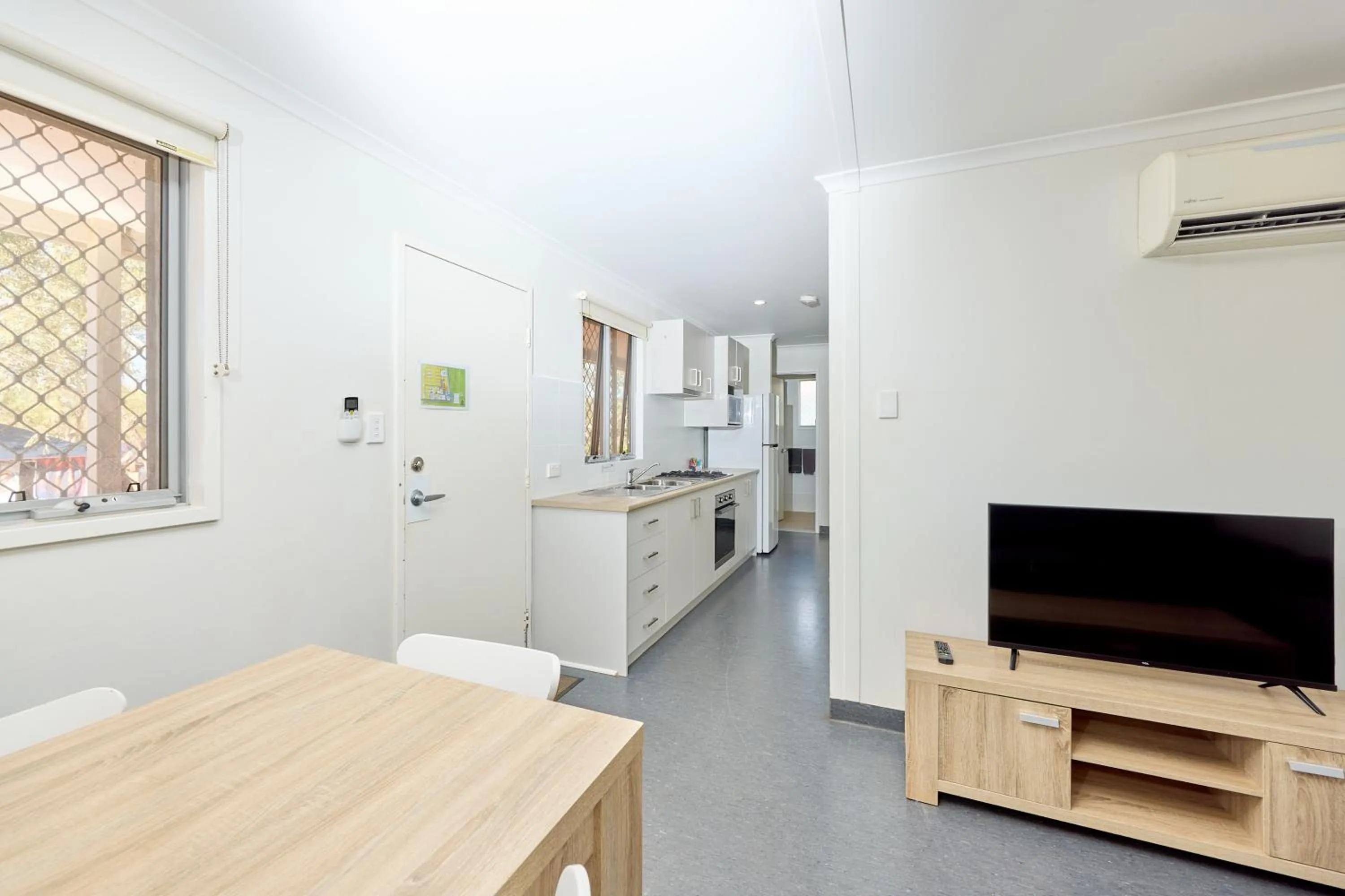 Kitchen or kitchenette in RAC Exmouth Cape Holiday Park