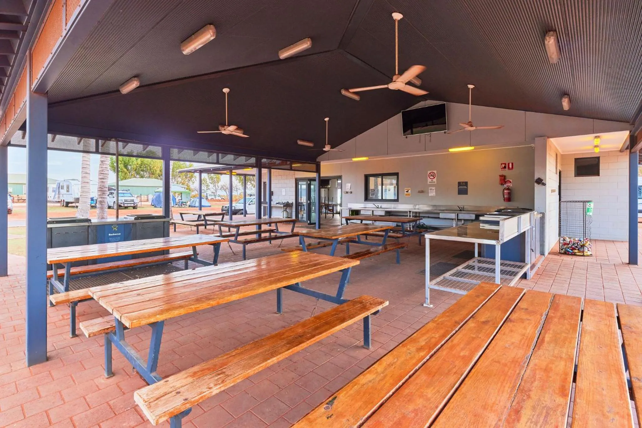 Patio in RAC Exmouth Cape Holiday Park