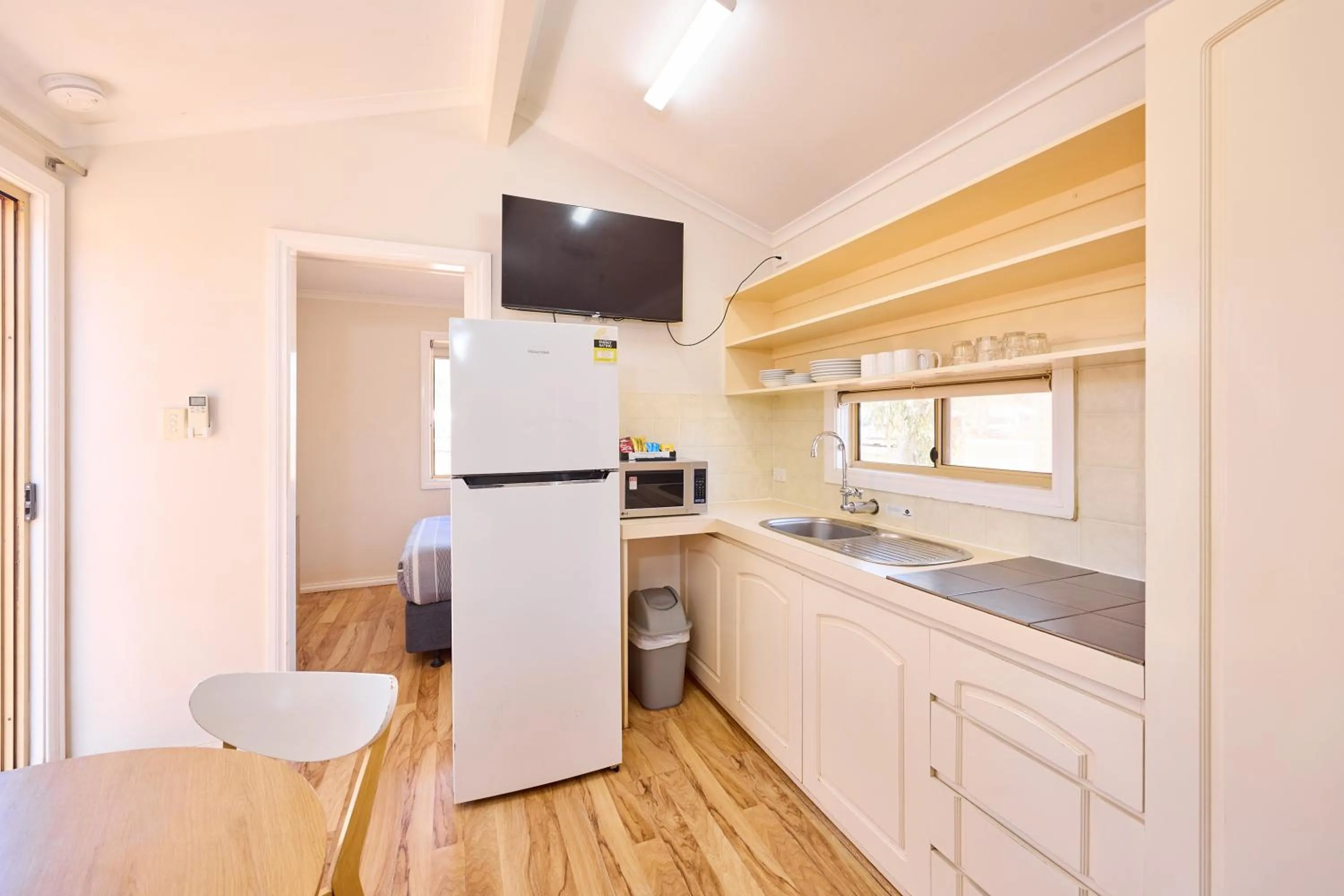 Kitchen or kitchenette in RAC Exmouth Cape Holiday Park
