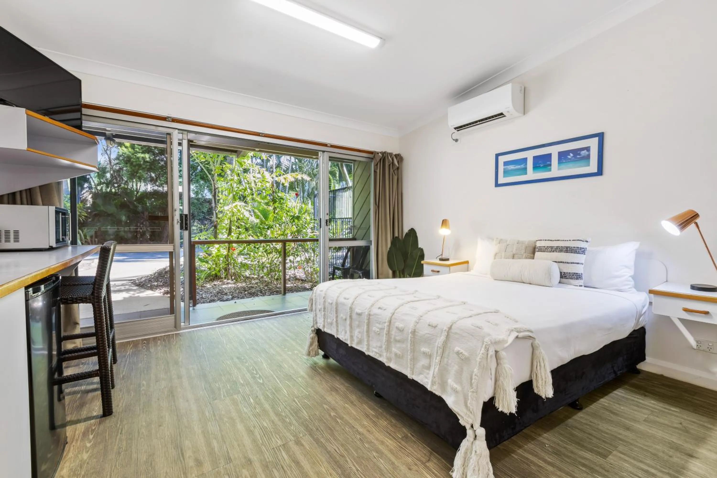 Bed in Tasman Holiday Parks - Airlie Beach