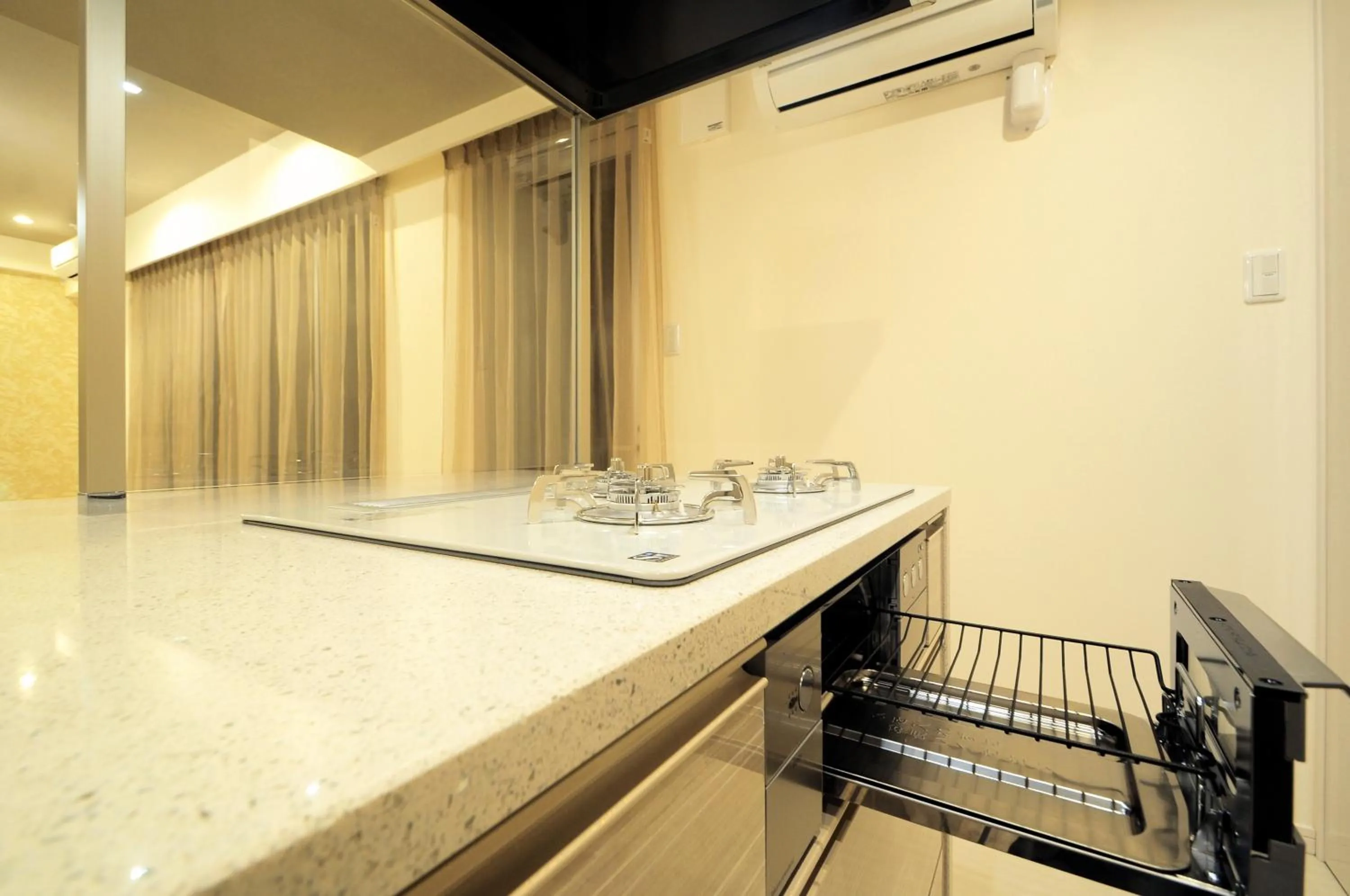 Kitchen or kitchenette in Costa Bella Condominium Resort