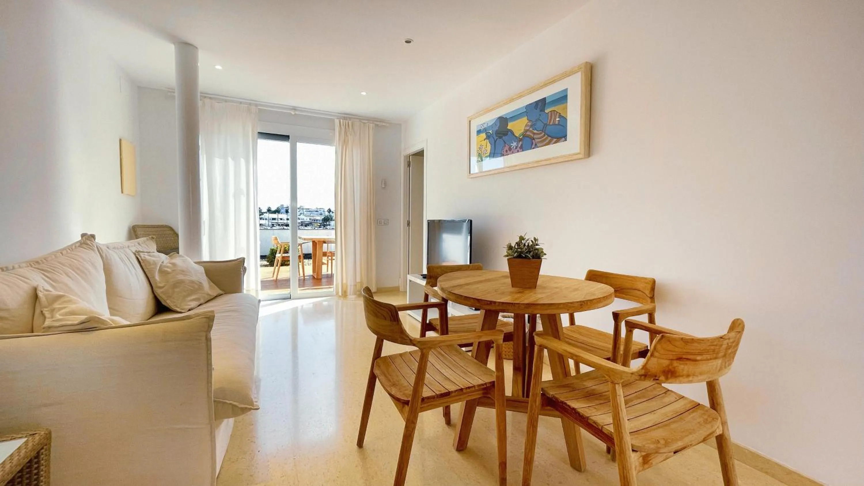 Photo of the whole room in Lago Resort Menorca - Villas & Bungalows del Lago