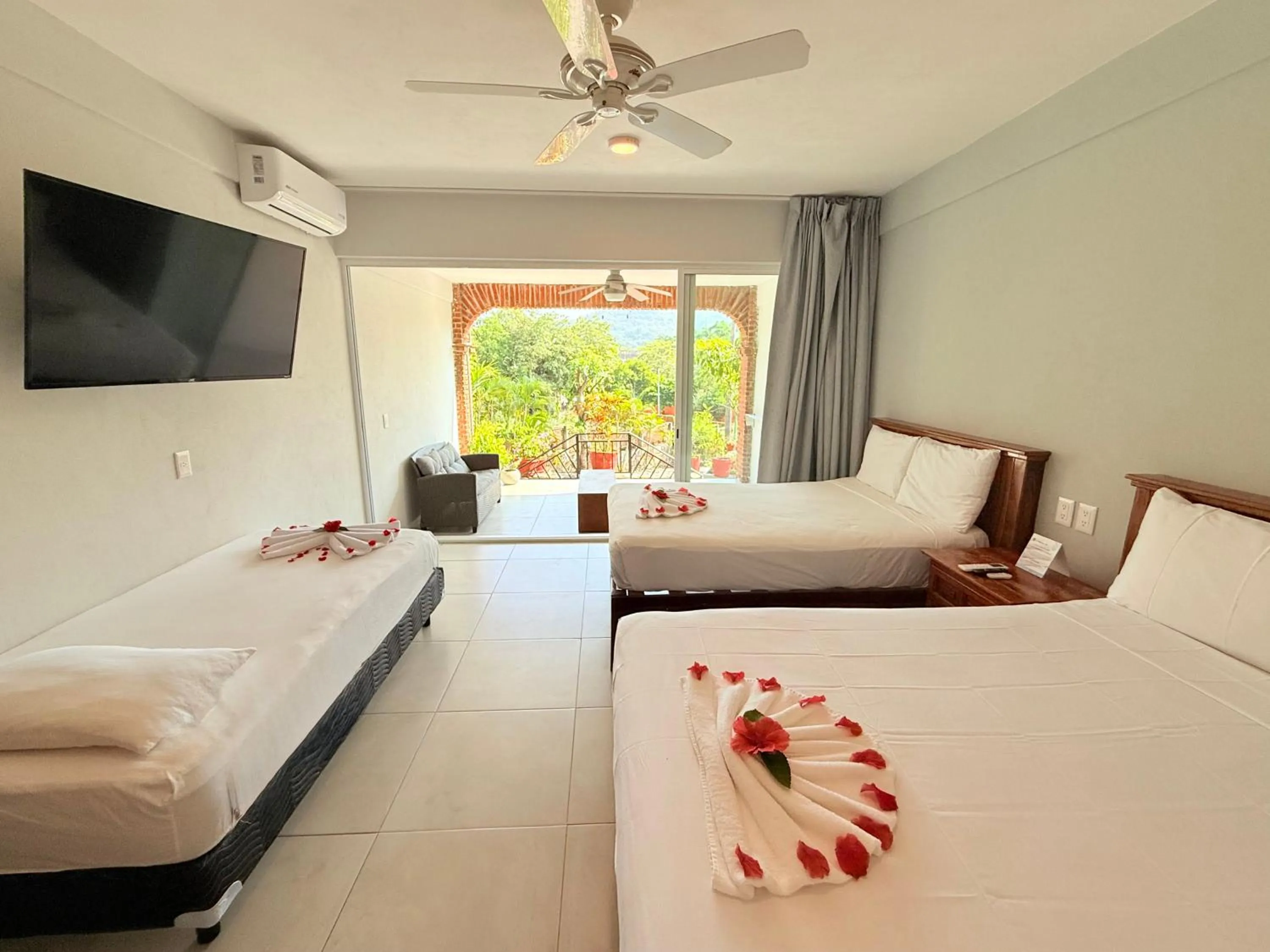 Bed in Hotel Villas Ema