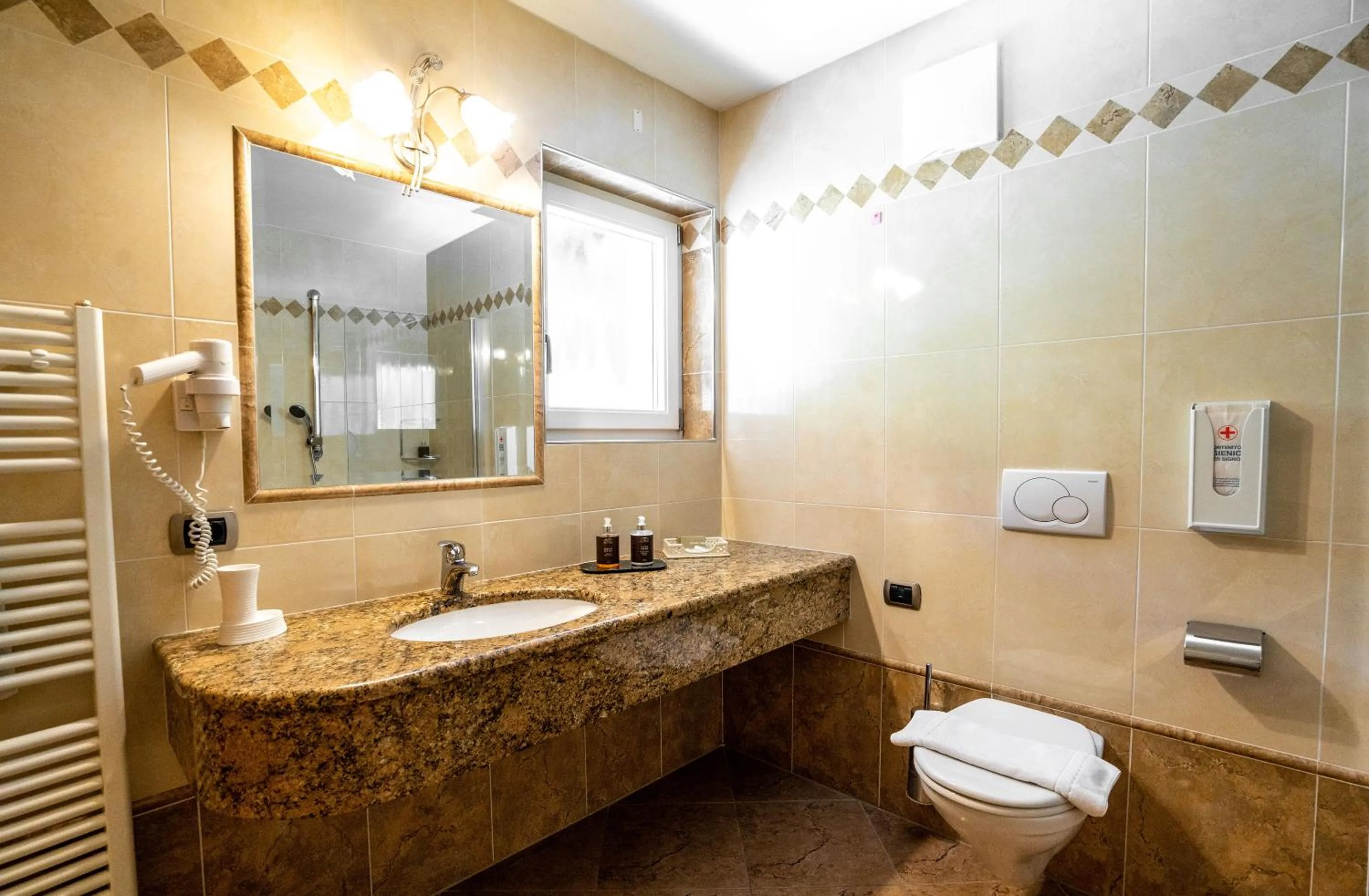 Bathroom in Garni Hotel and Apartments Wildbach