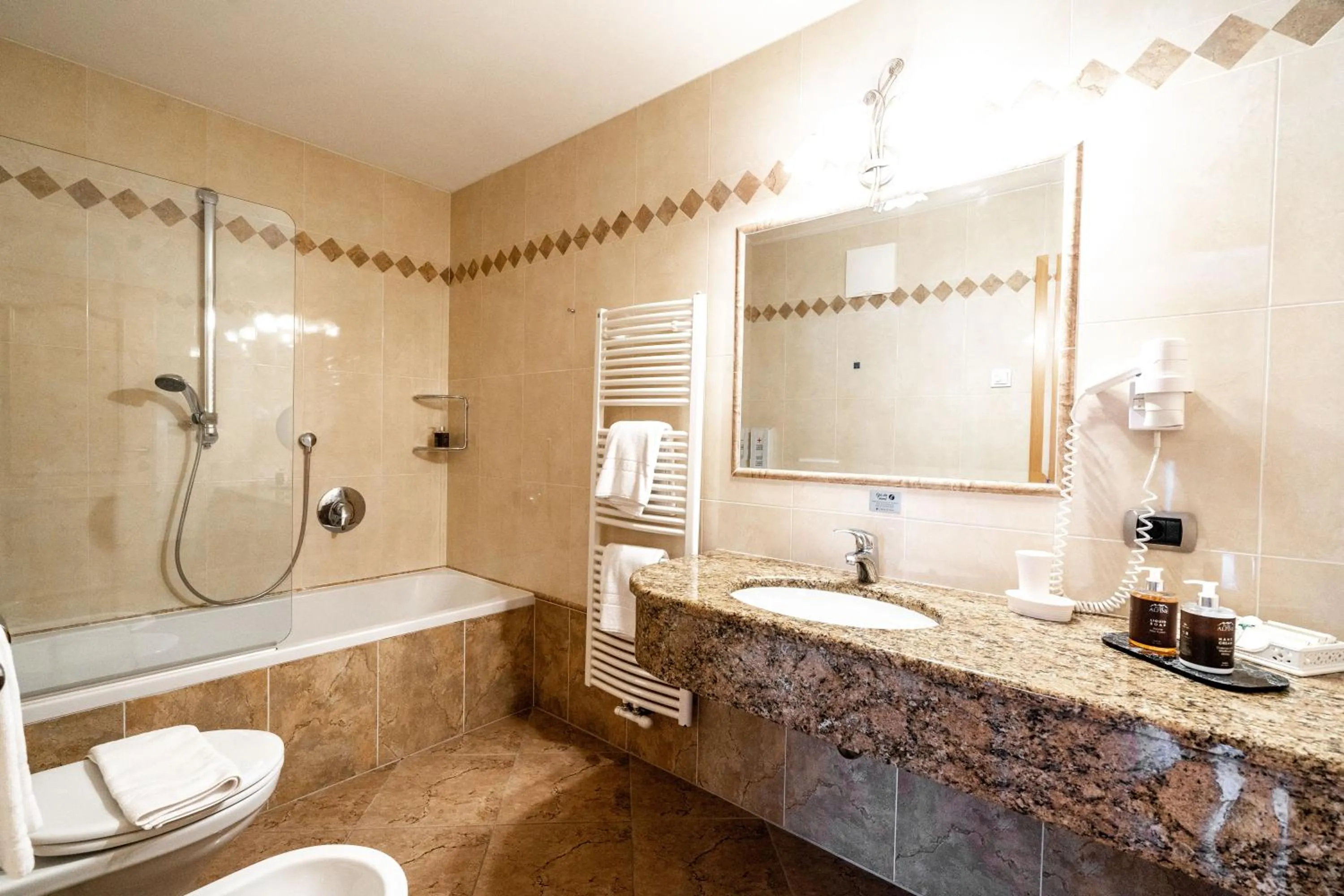 Bathroom in Garni Hotel and Apartments Wildbach