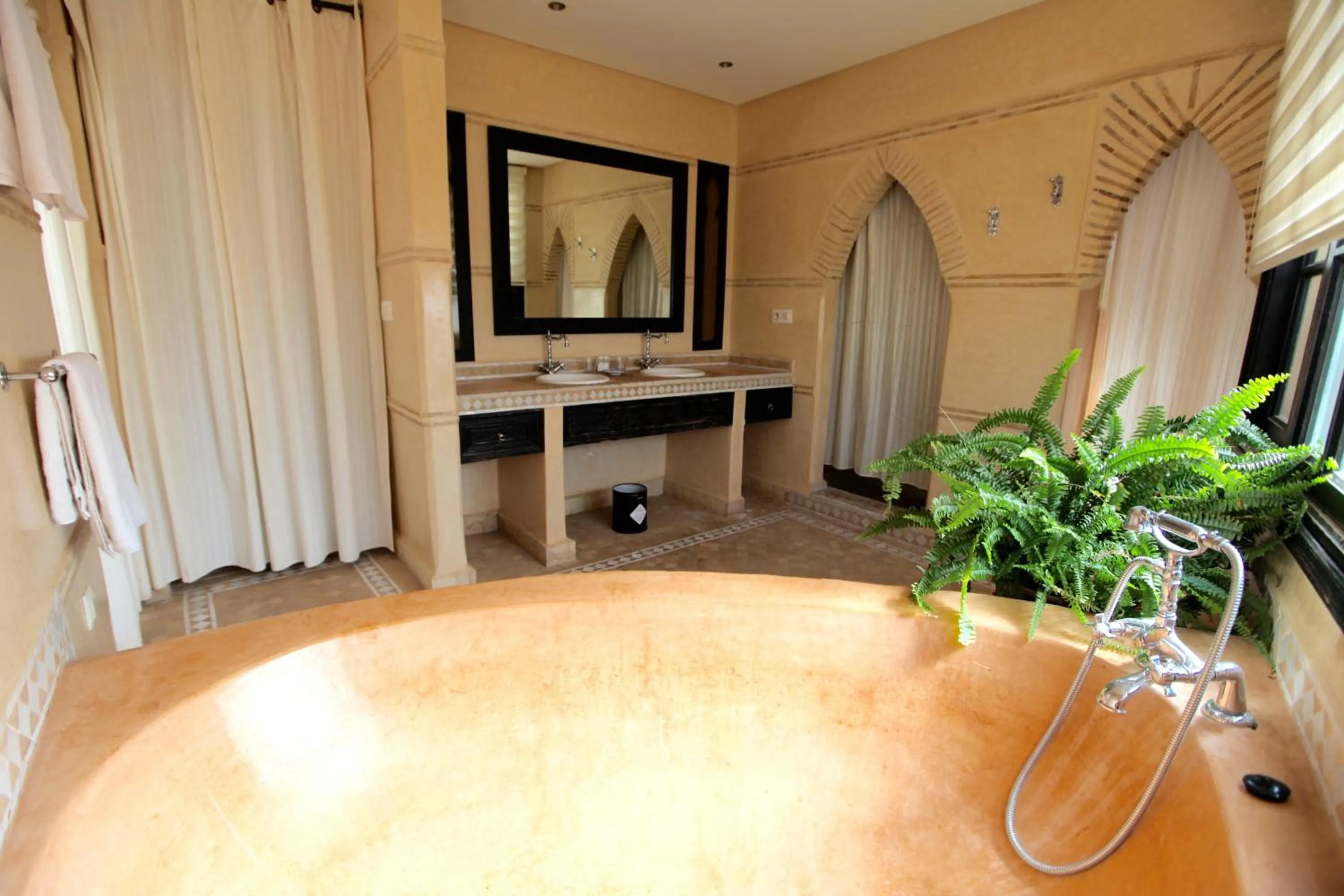 Bathroom in Riad Dar Haven