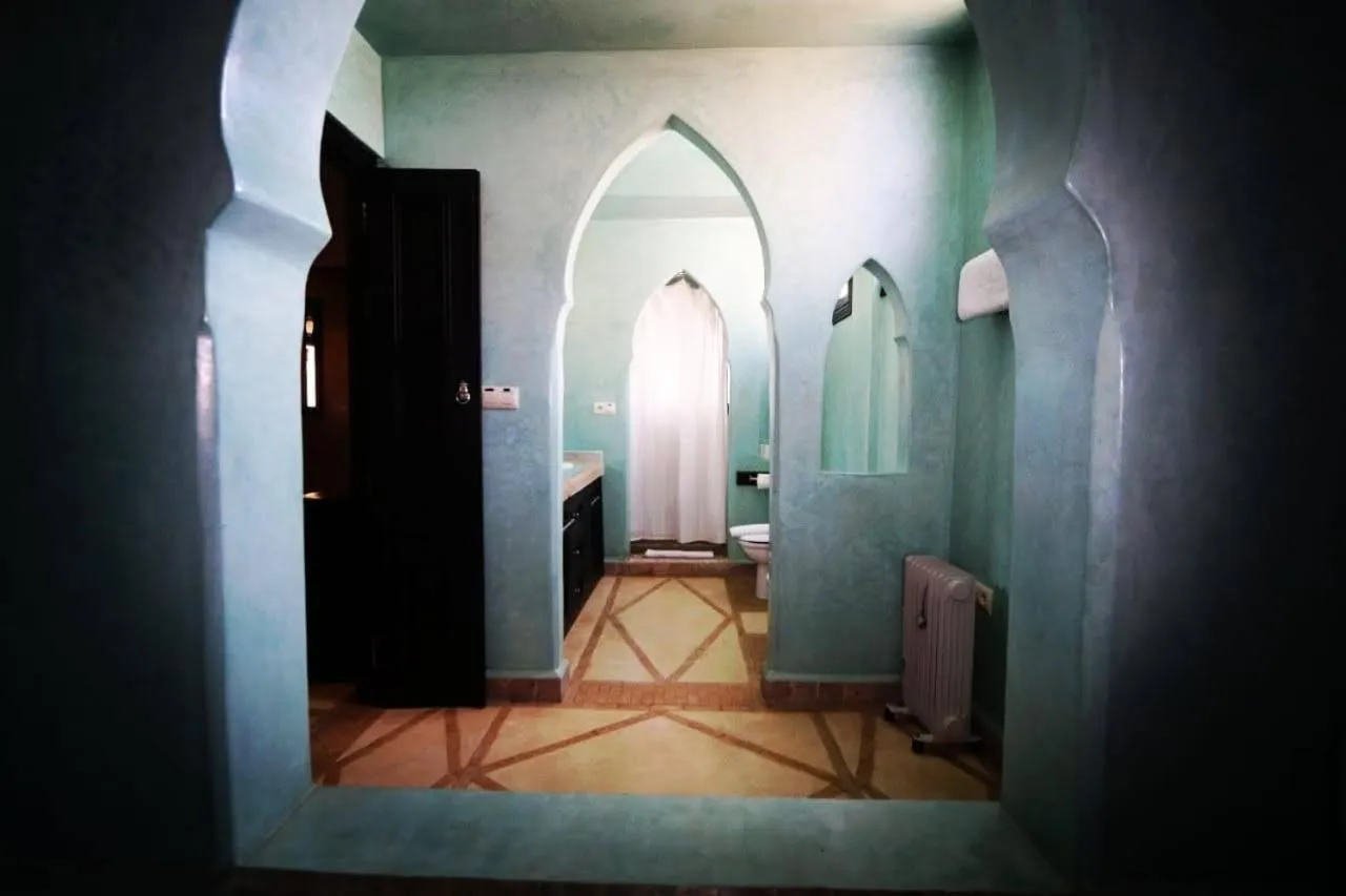 Bed in Riad Dar Haven