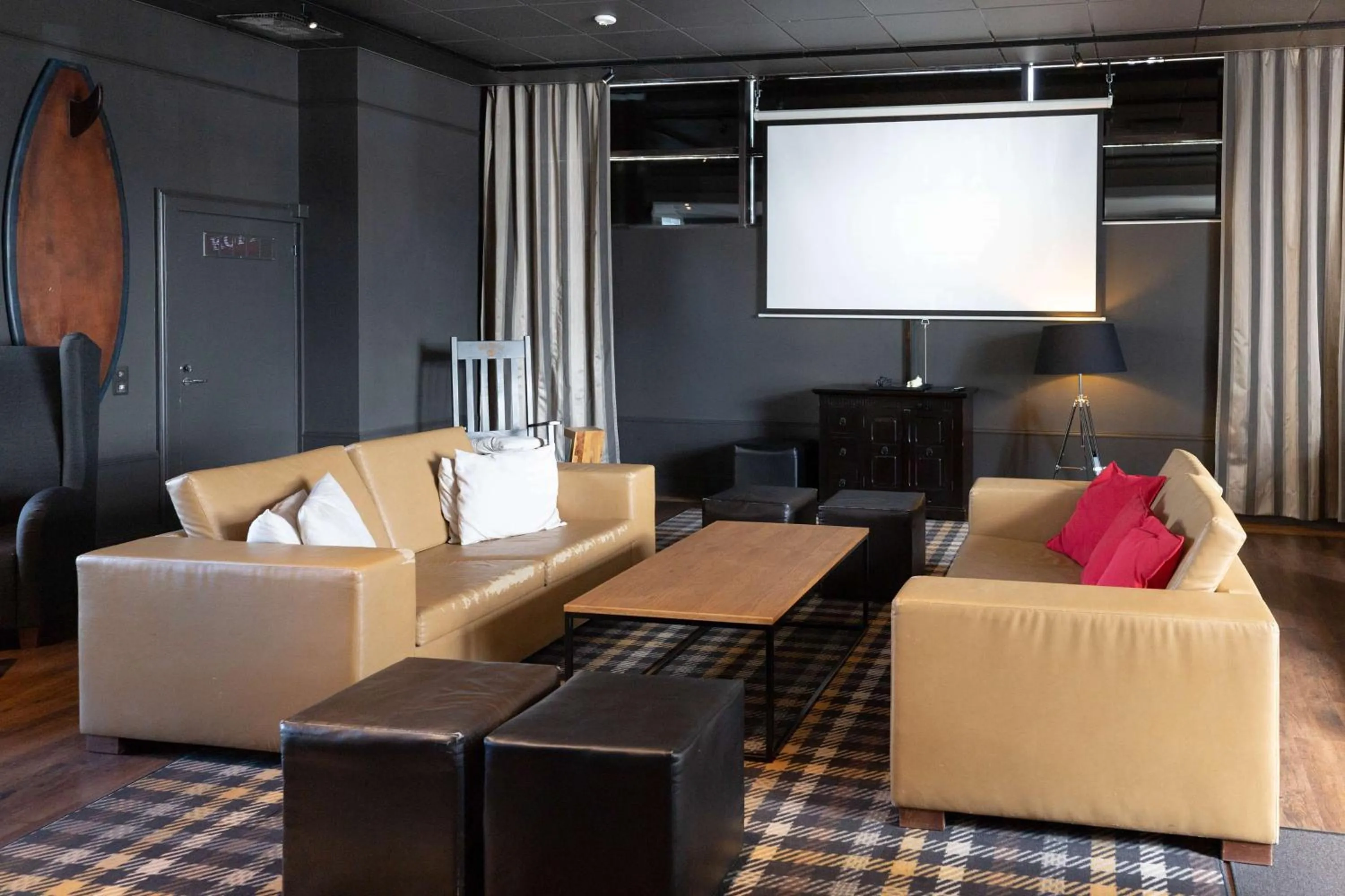 Lounge or bar in Scandic Helsinki Aviacongress