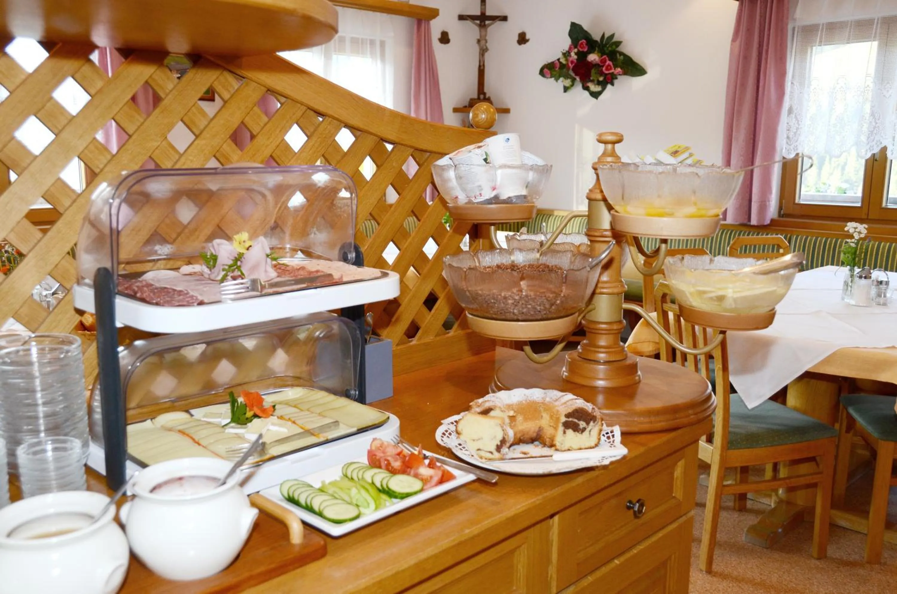 Buffet breakfast in Ferienhof Wölflbauer