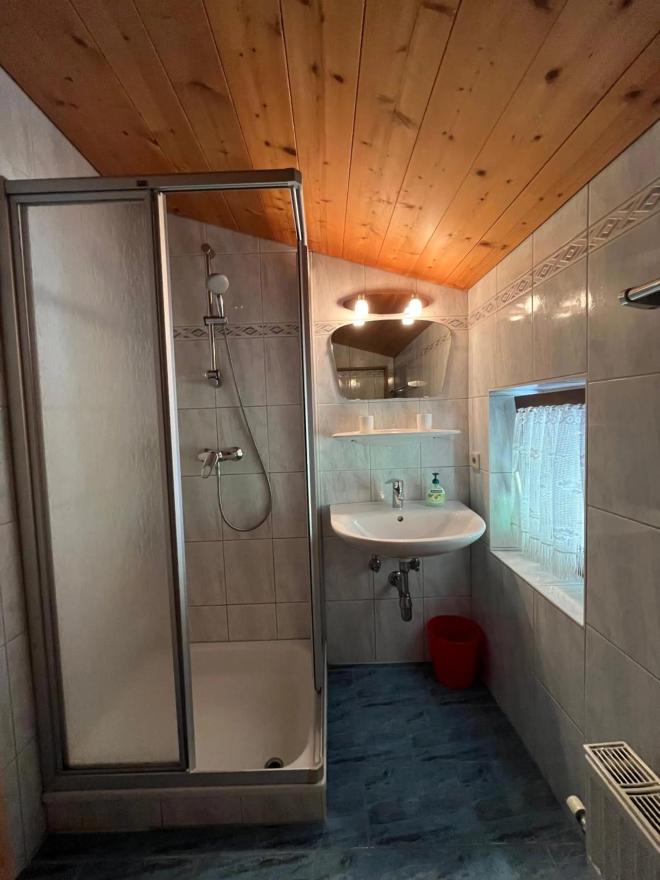 Bathroom in Ferienhof Wölflbauer