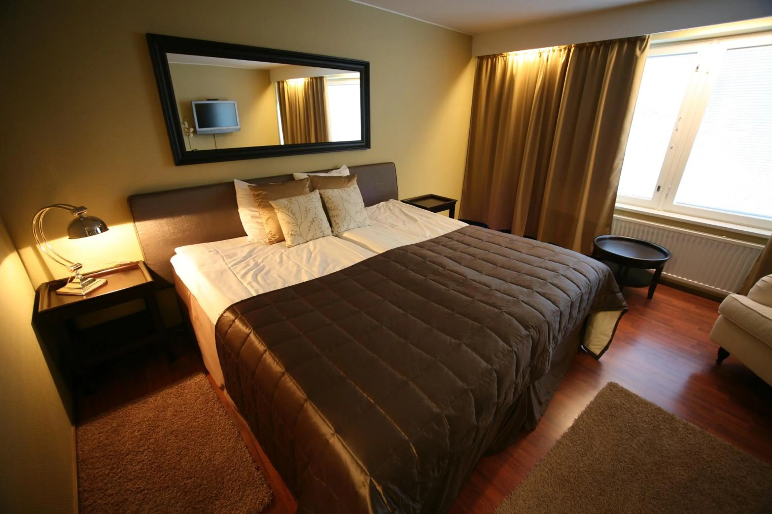 Photo of the whole room, Bed in Hotel Sorsanpesä