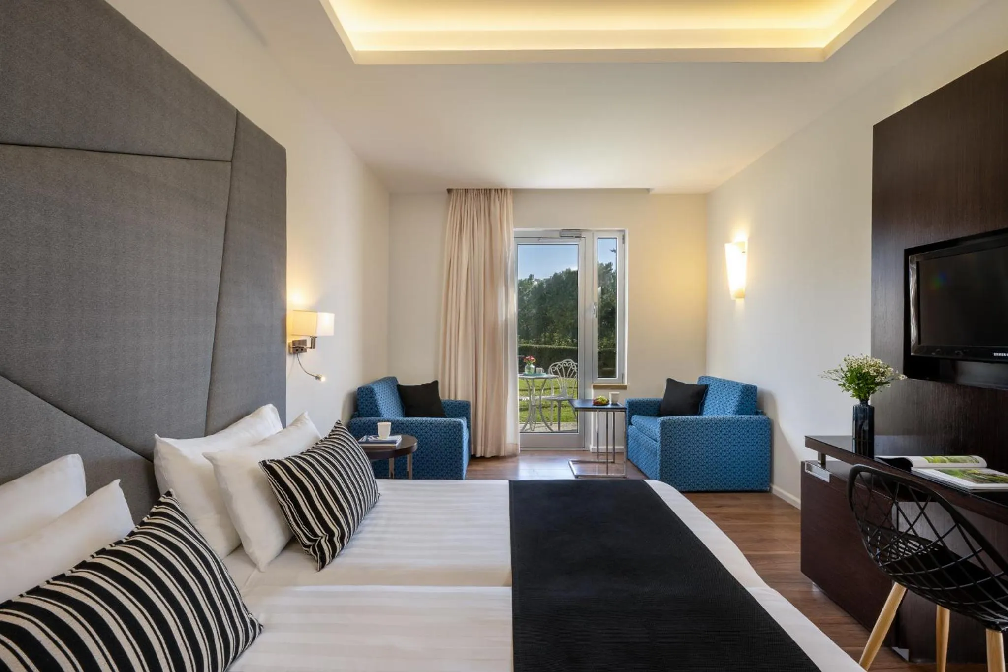 Photo of the whole room in Hotel Yehuda