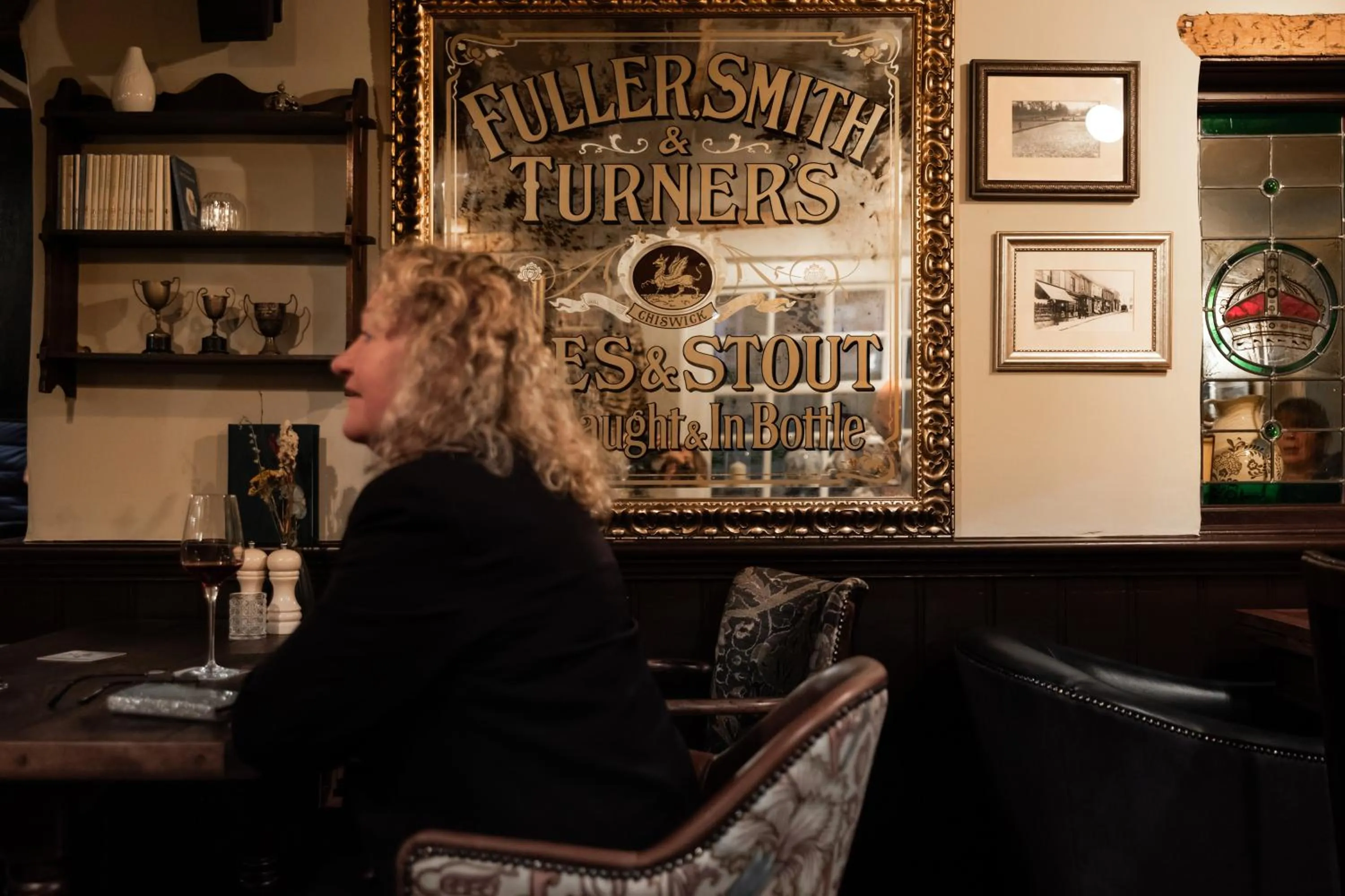 Lounge or bar in The Crown Inn