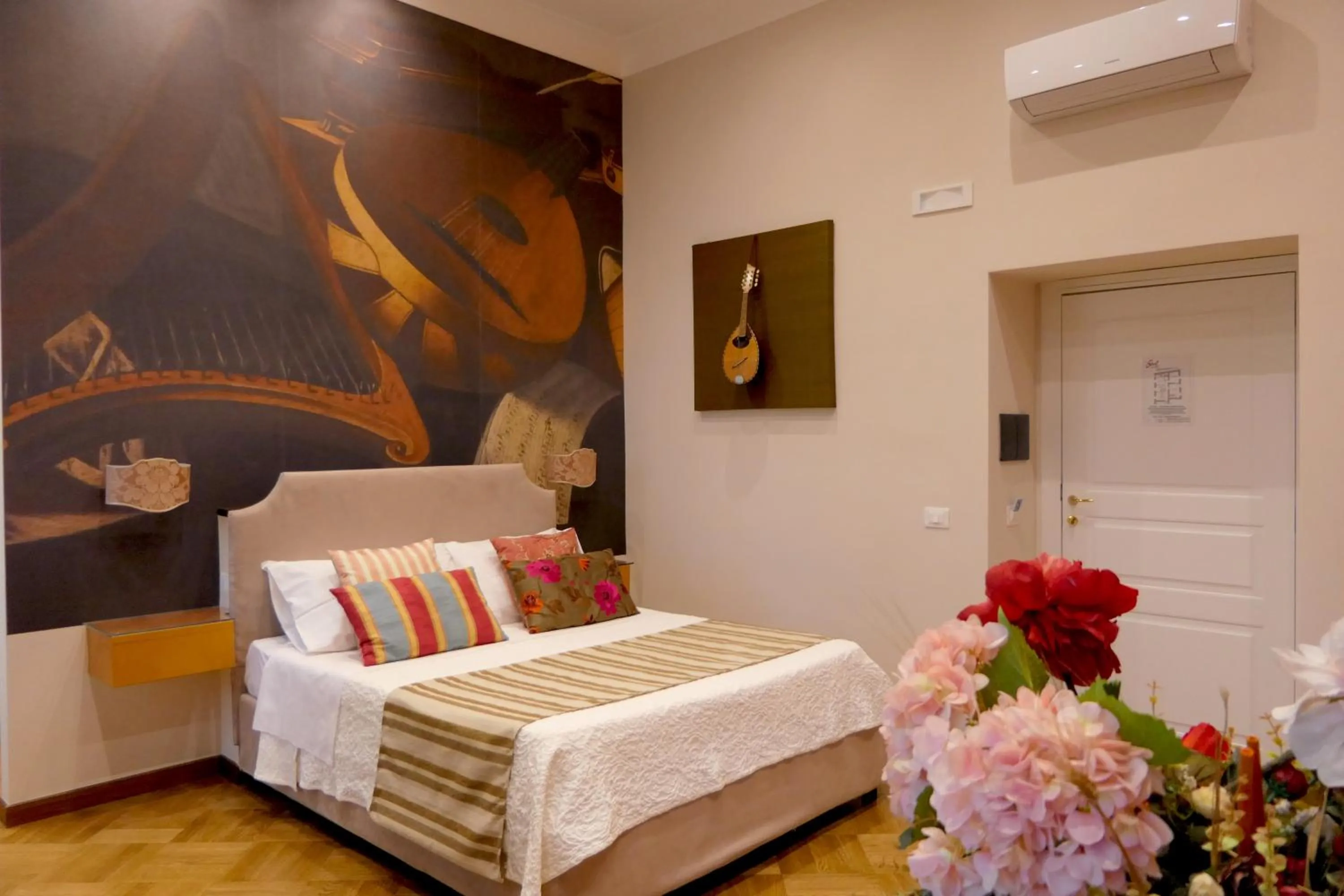 Photo of the whole room, Bed in Spaccanapoli B&B City Soul