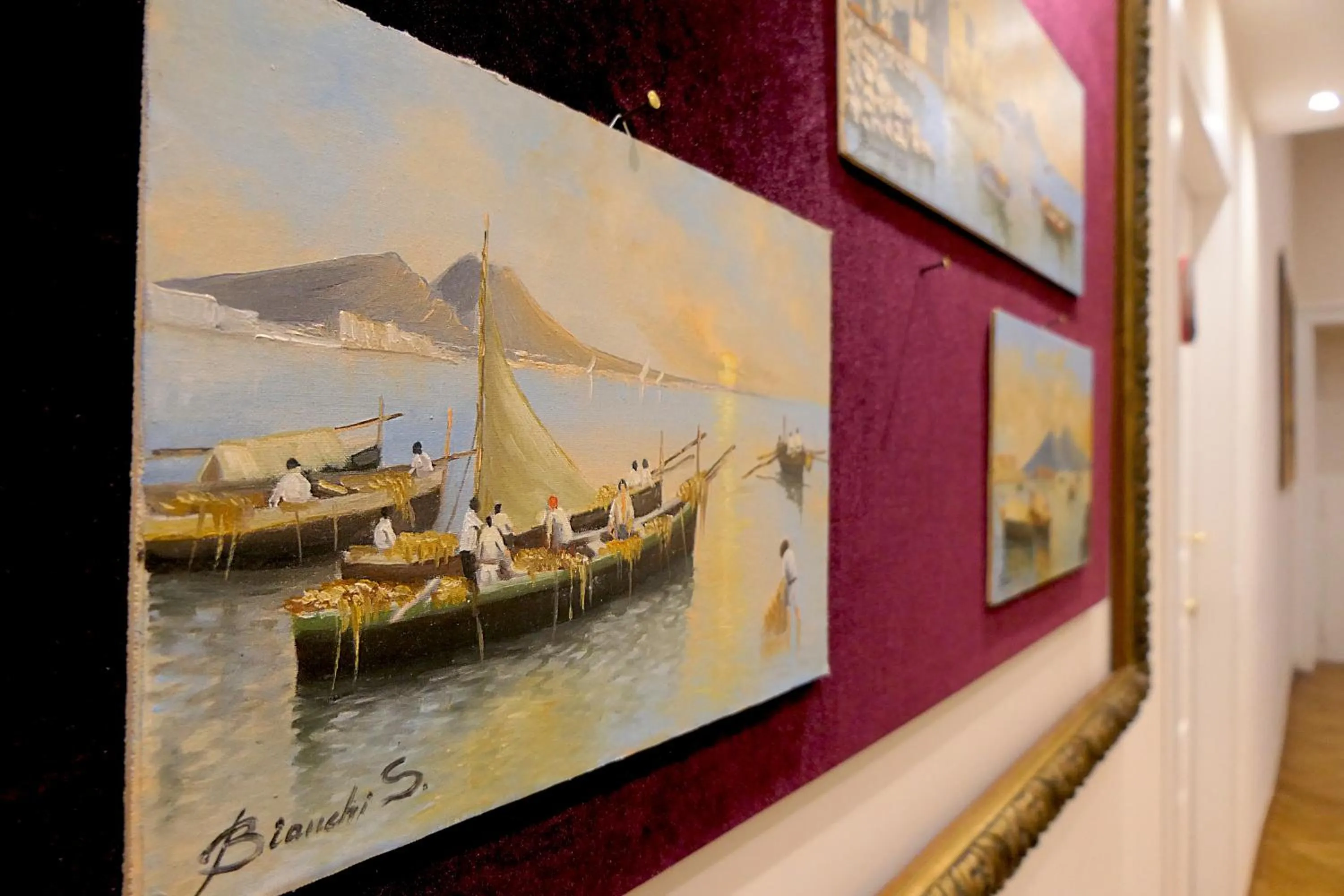 Decorative detail in Spaccanapoli B&B City Soul